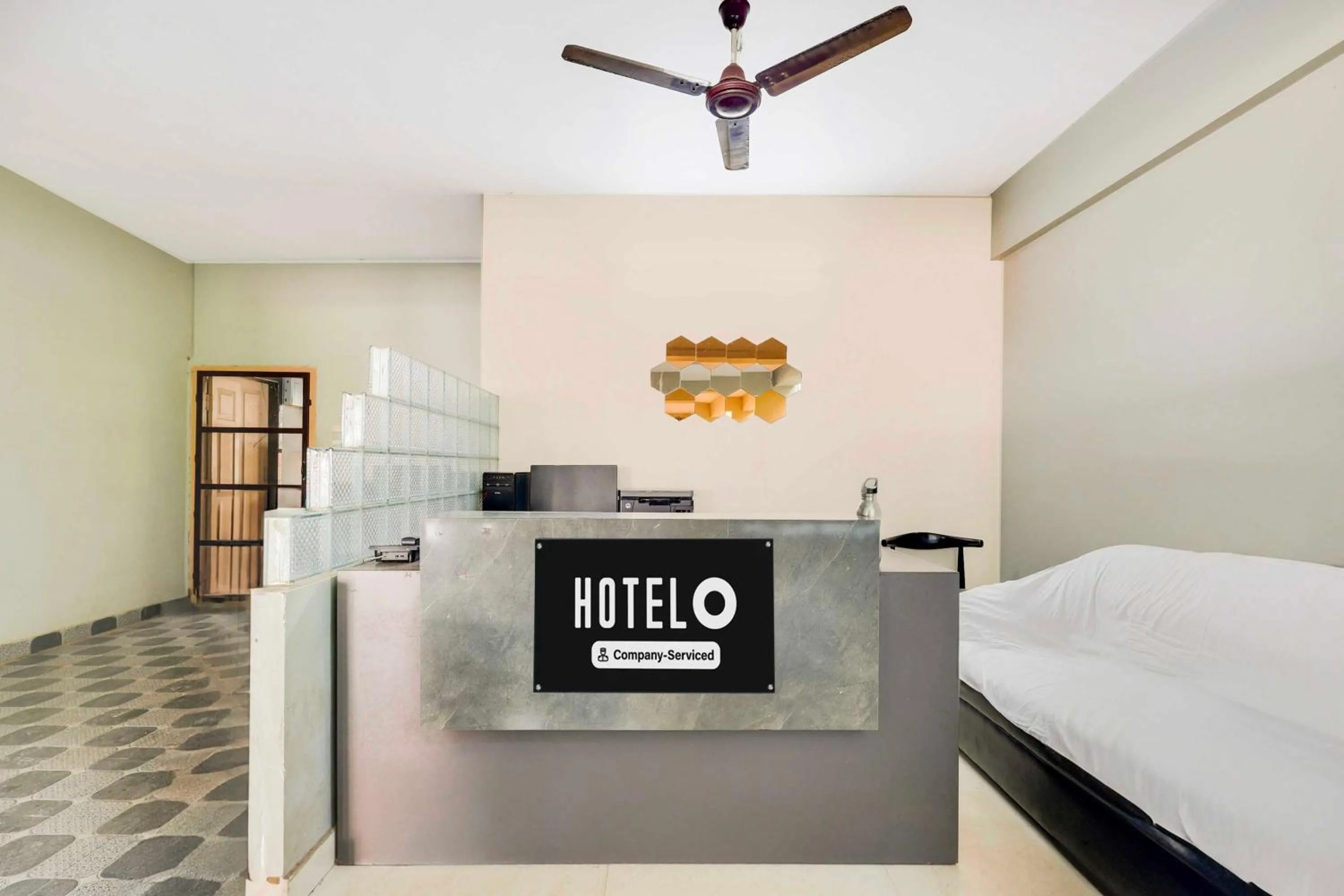 Lobby or reception, Bed in Hotel O Kakinada Town Junction