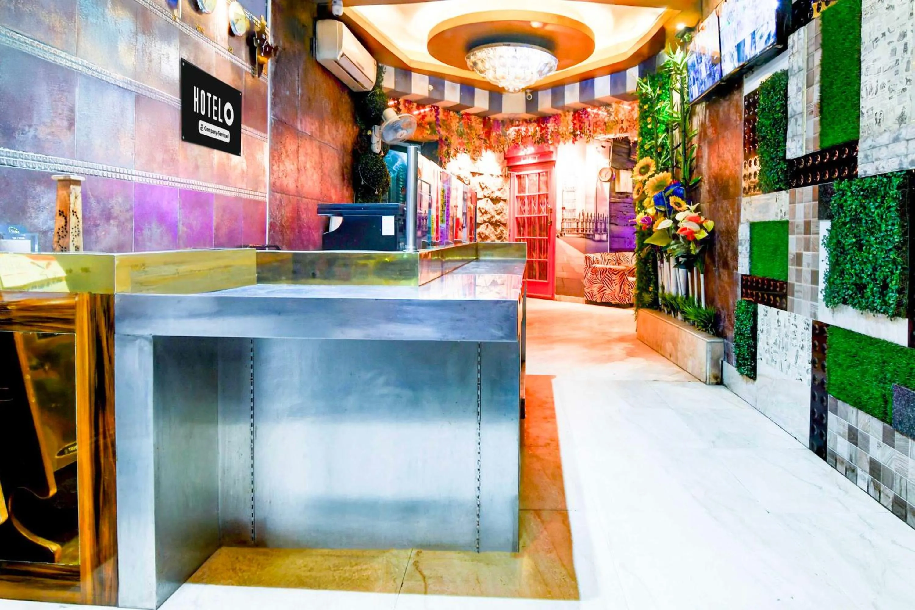 Lobby or reception in Super Hotel O Kolkata Quest Mall