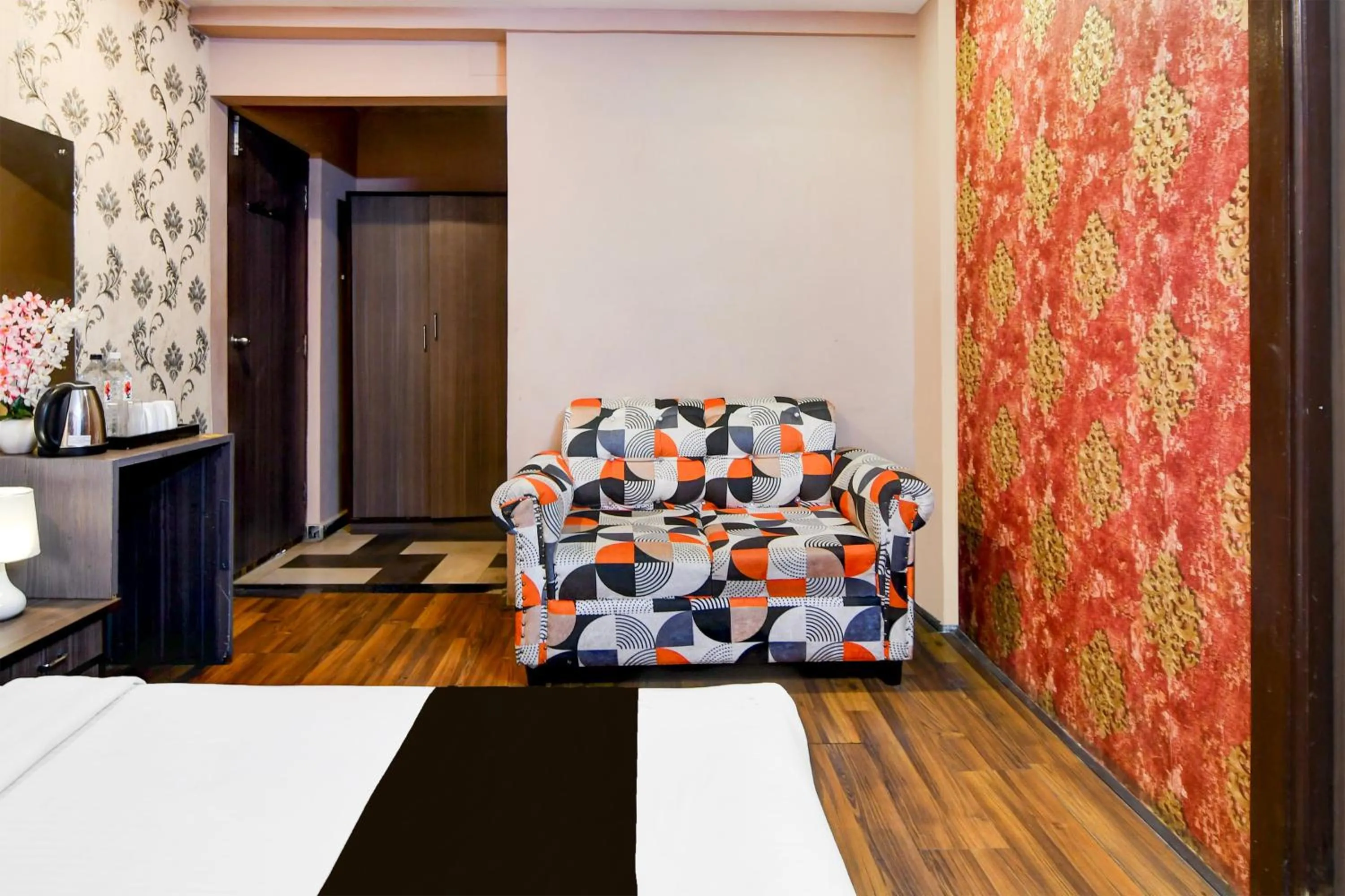 Bed in Super Hotel O Kolkata Quest Mall