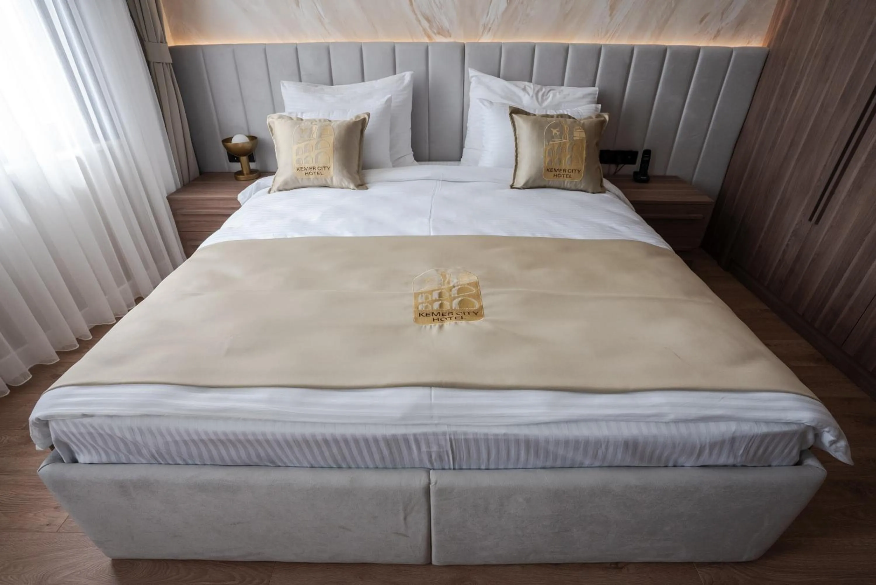 Bed in Kemer City Hotel İstanbul Airport