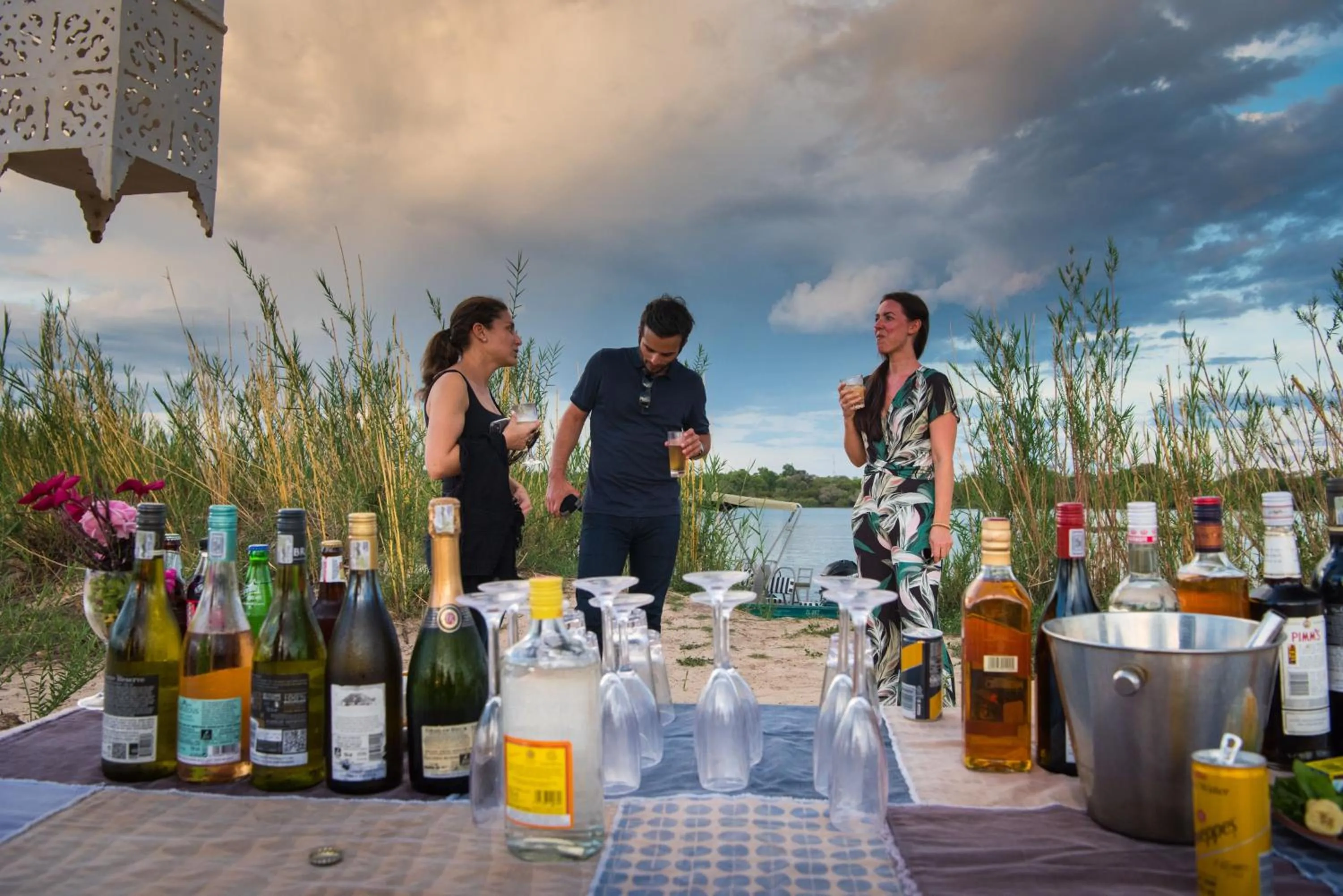 Food and drinks in Sindabezi Island Camp