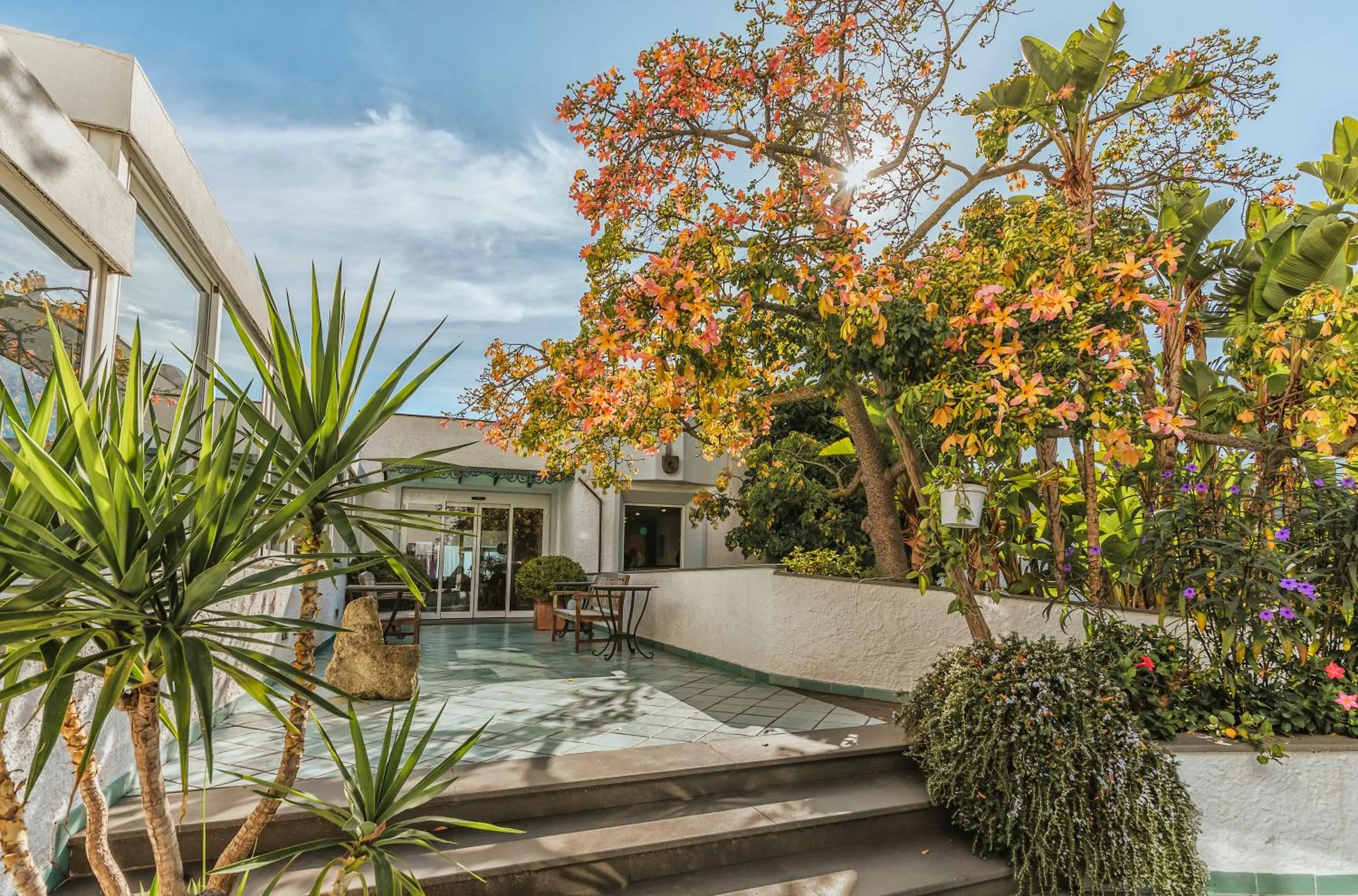 Property building in Hotel San Giorgio Terme