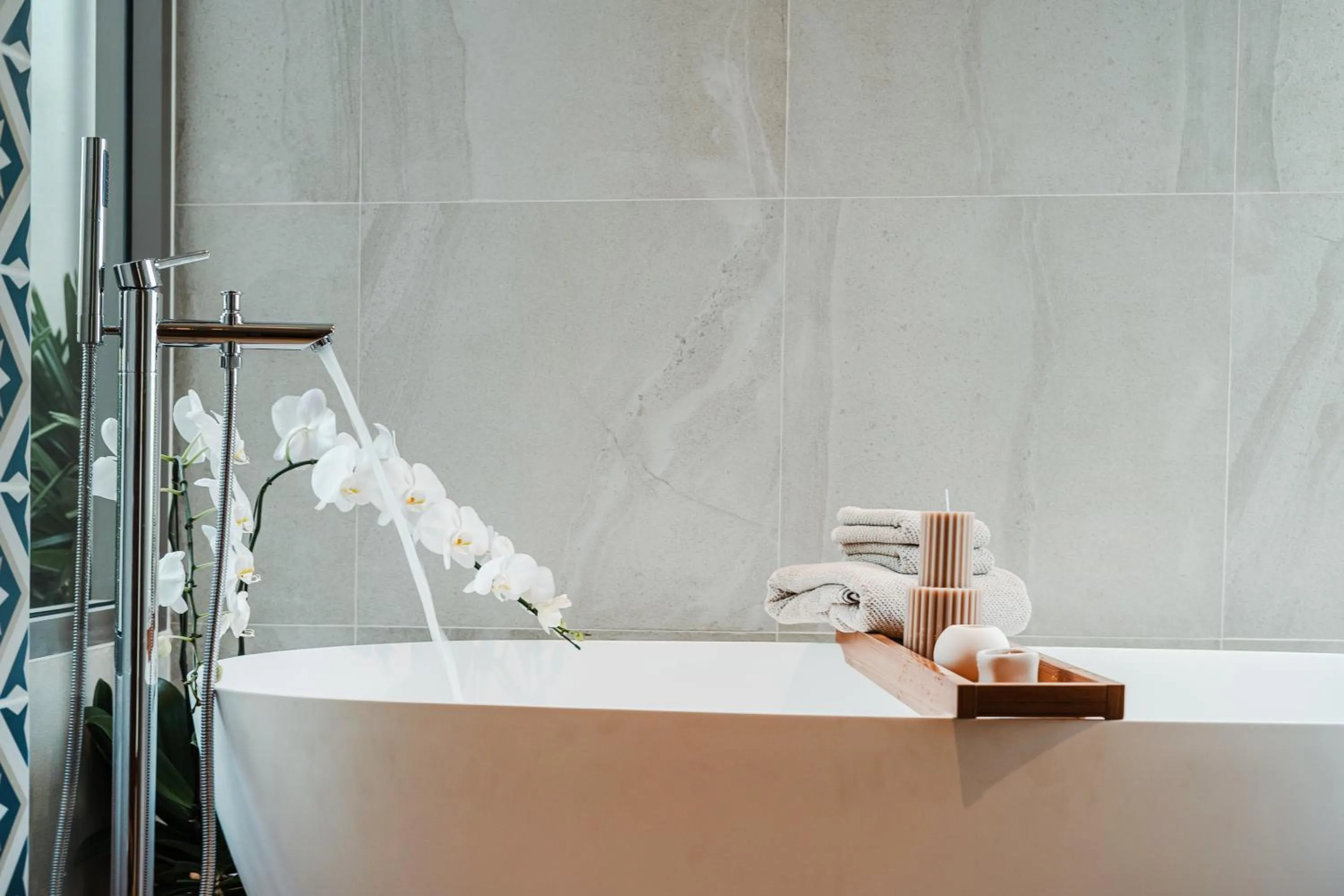 Bath in The Ozone Residences Bangtao