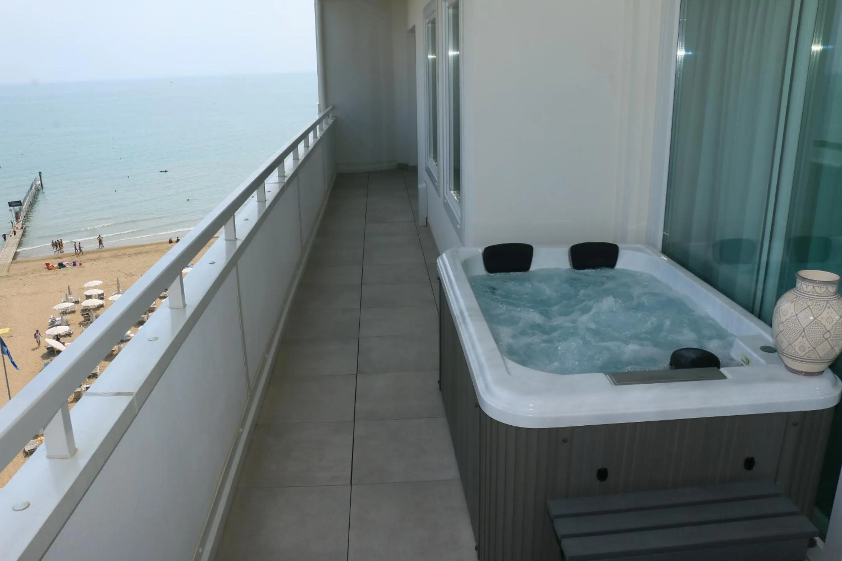 Property building in Luxor e Cairo The Beach Resort