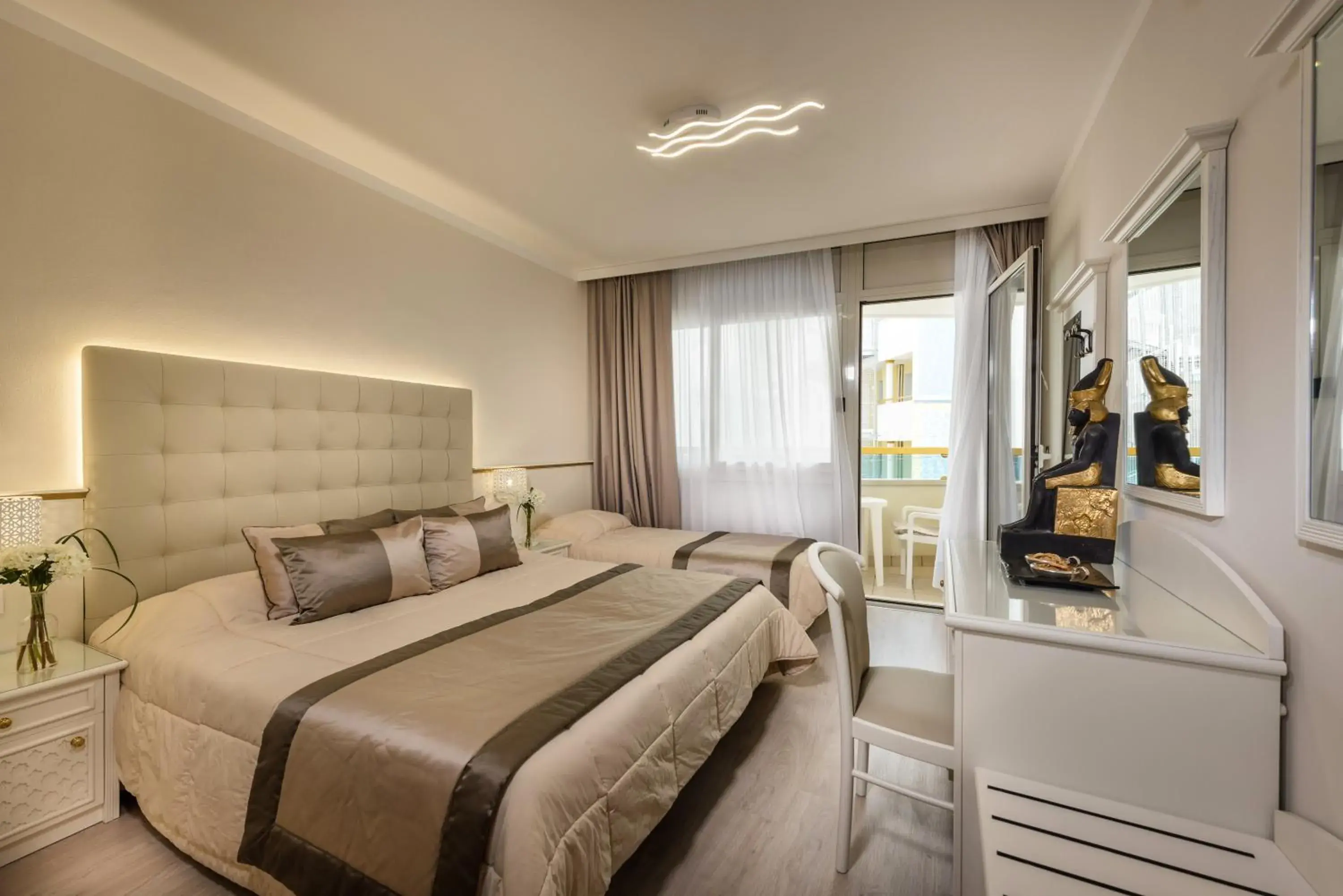 Double or Twin Room with Balcony in Luxor e Cairo The Beach Resort Double or Twin Room with Balcony in Luxor e Cairo The Beach Resort