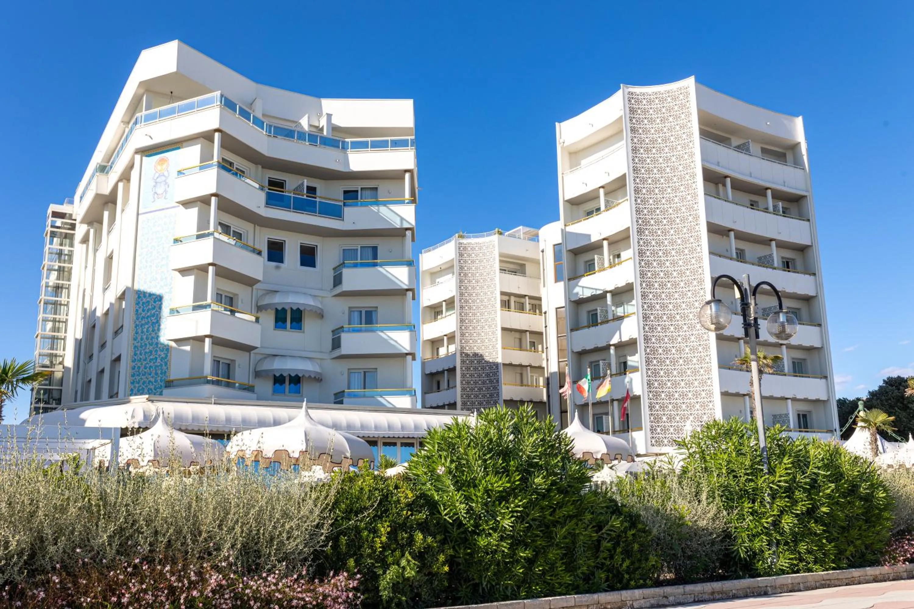 Property building in Luxor e Cairo The Beach Resort