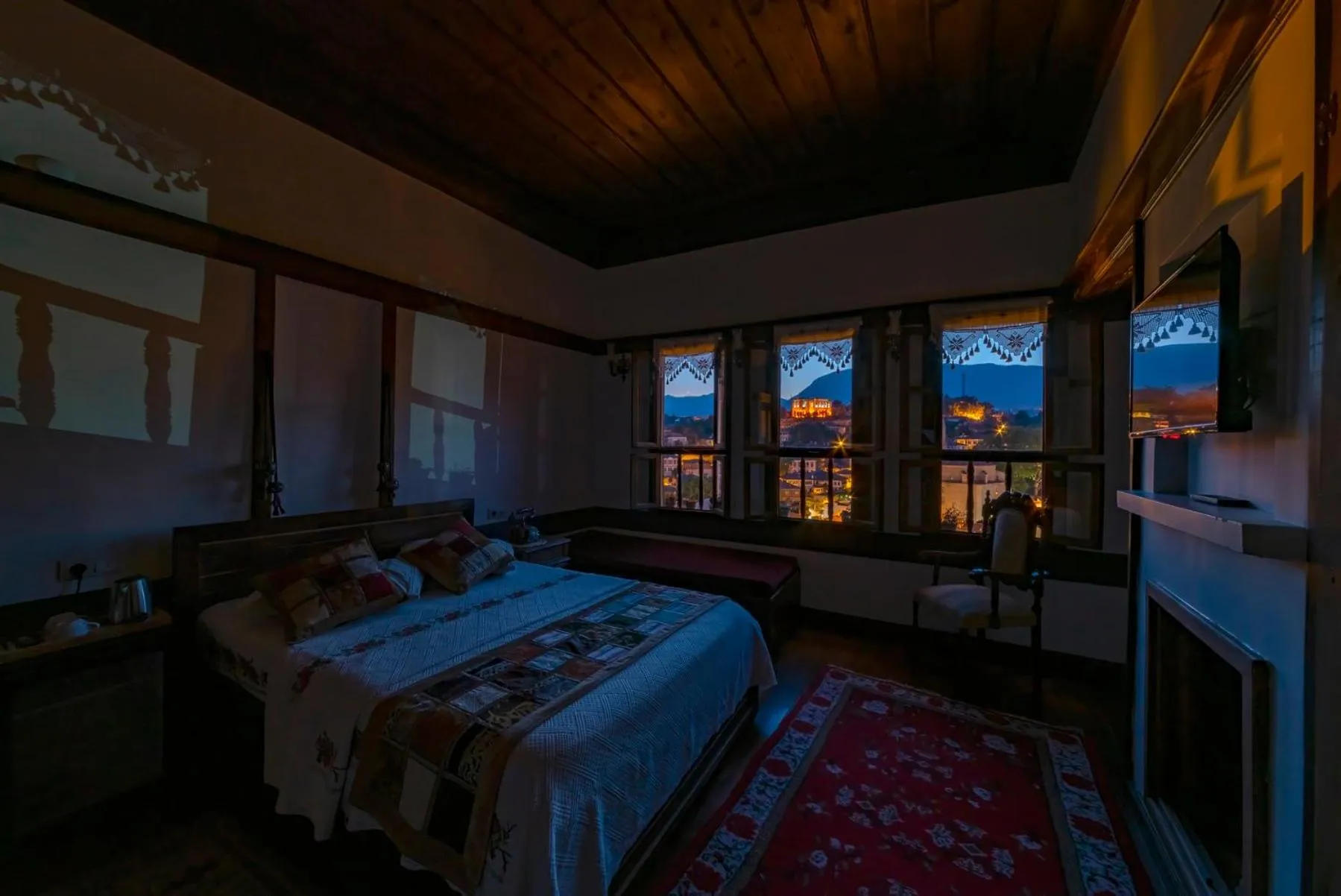 City view, Bed in Safranbolu Seyi̇r Konak Otel