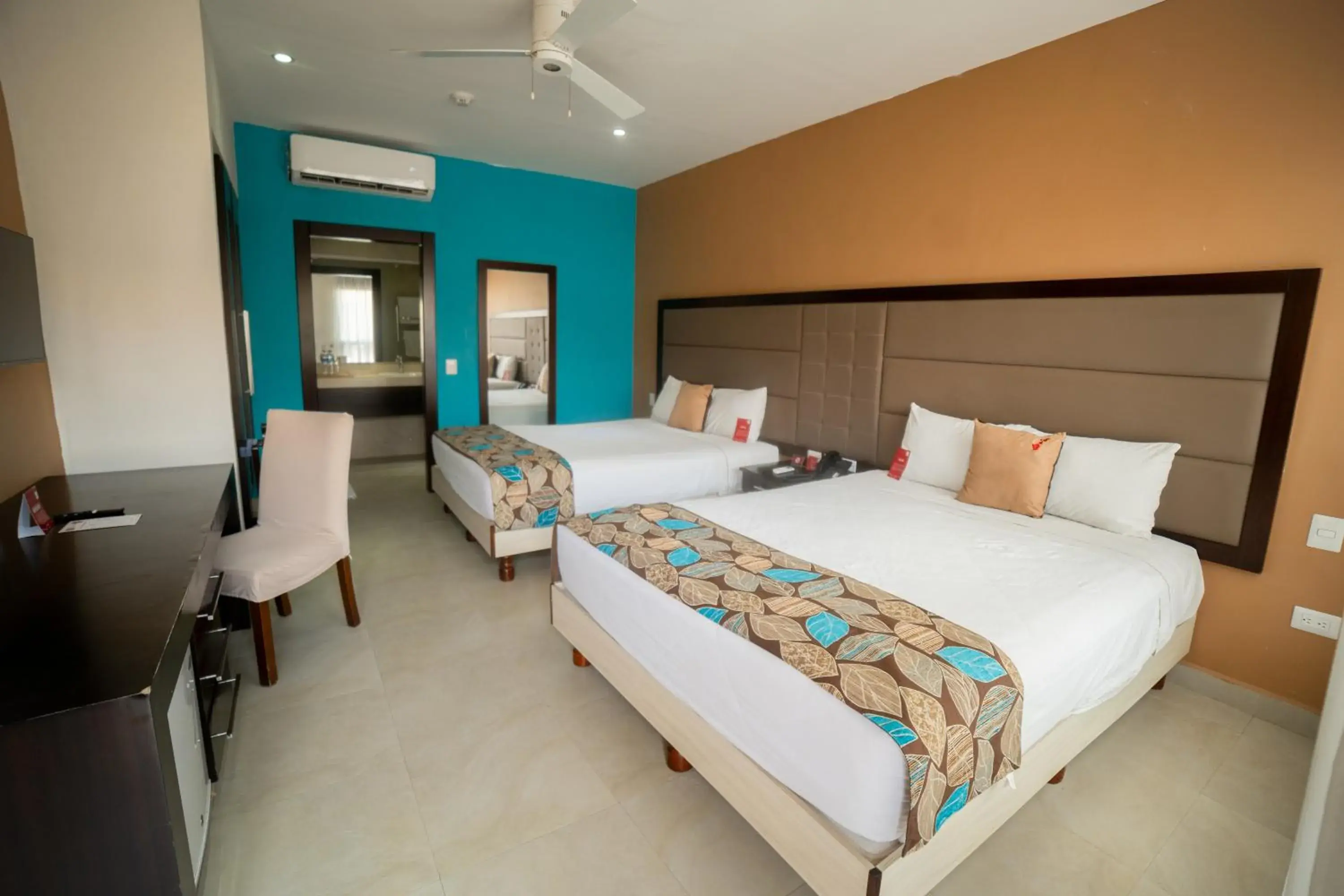 Standard Twin Room in Playa Paraíso Standard Twin Room in Playa Paraíso