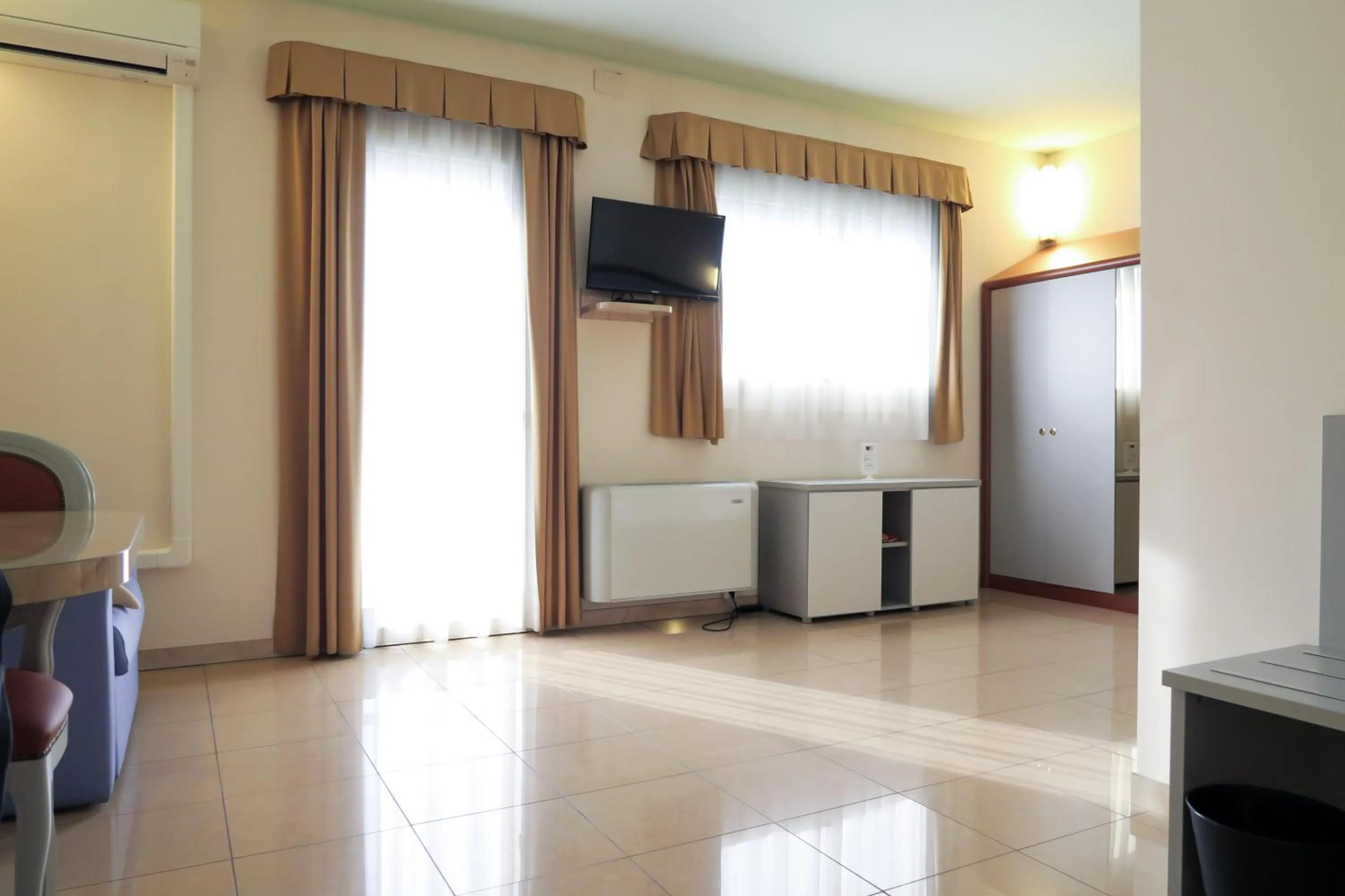 TV and multimedia in Hotel Verdi