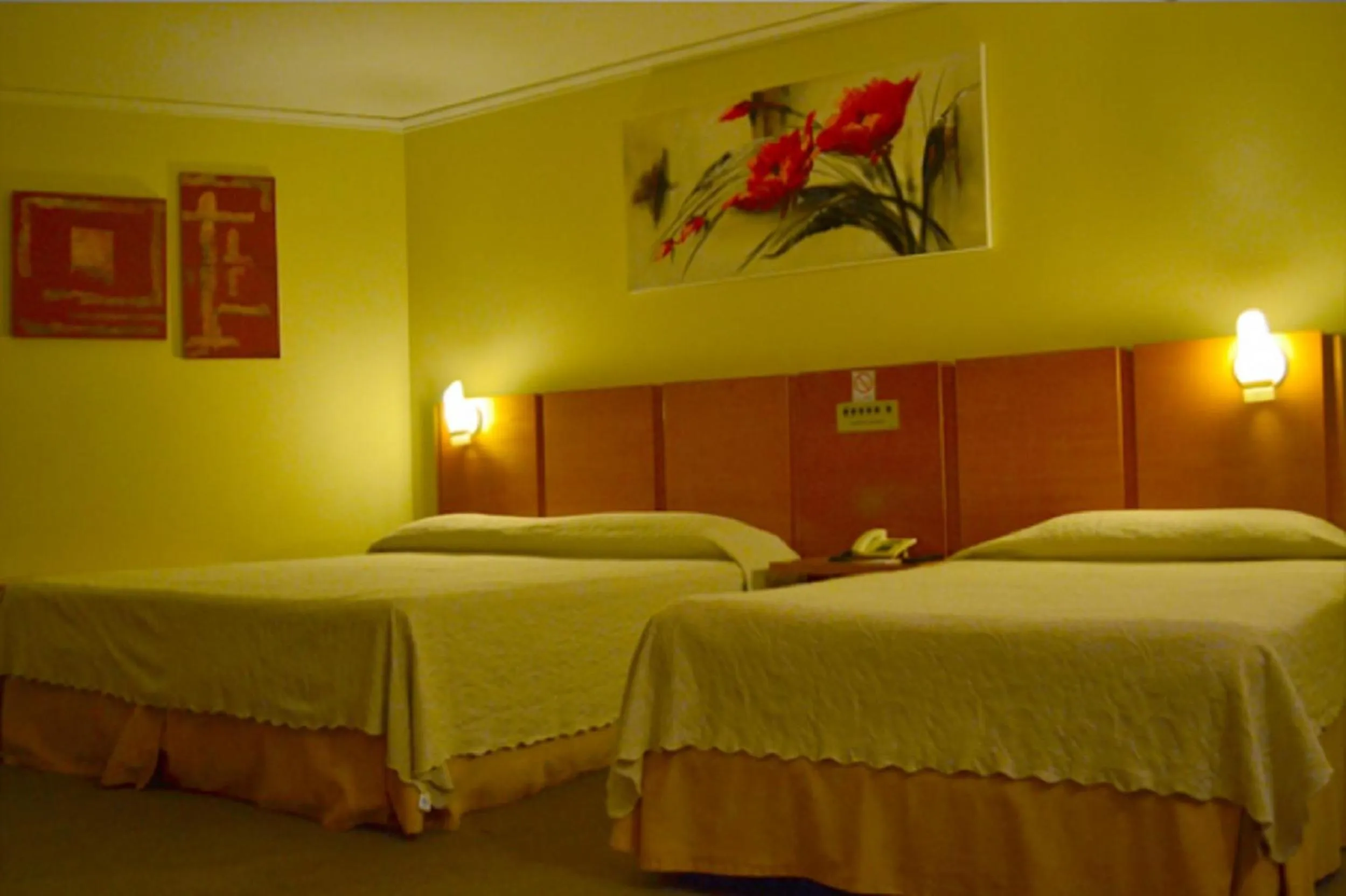 Bed in Barbur Plaza Hotel