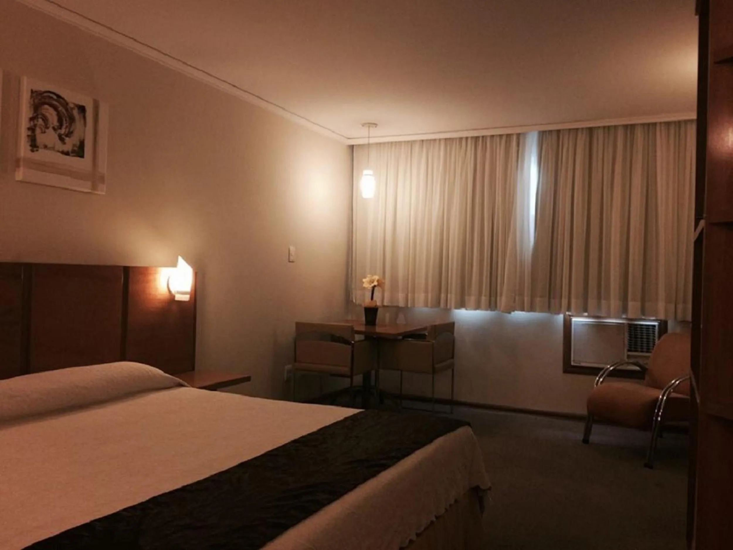 Bedroom, Bed in Barbur Plaza Hotel