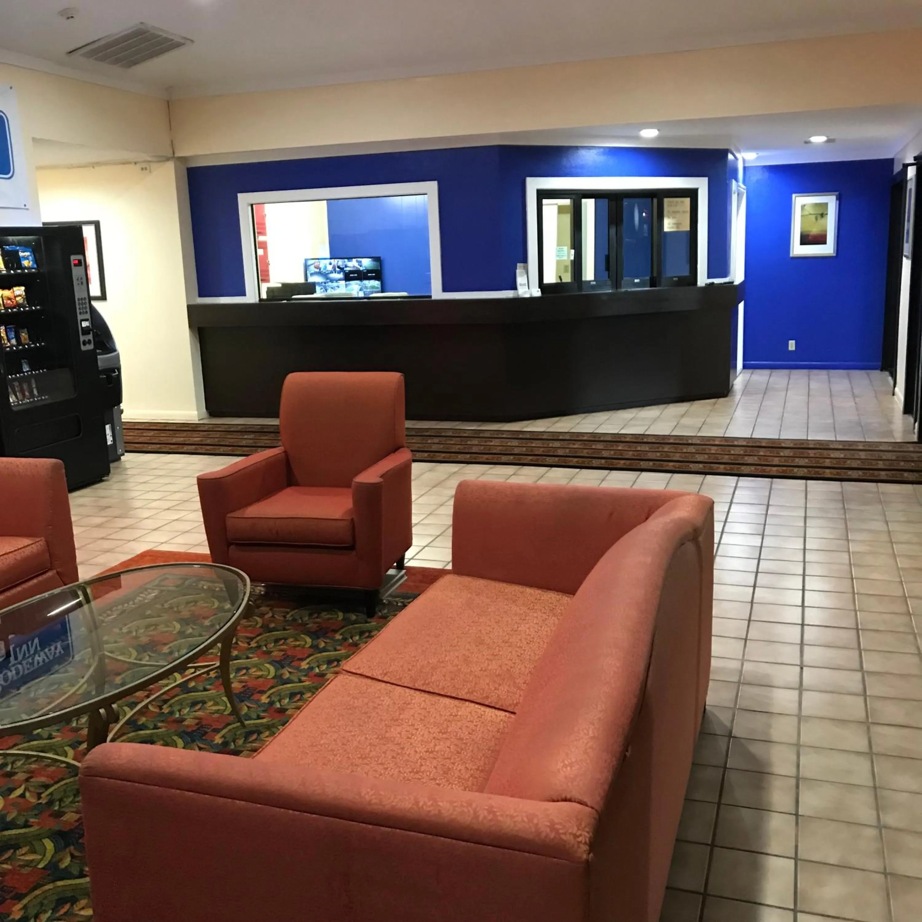 Lobby/Reception in Relax Inn Channelview