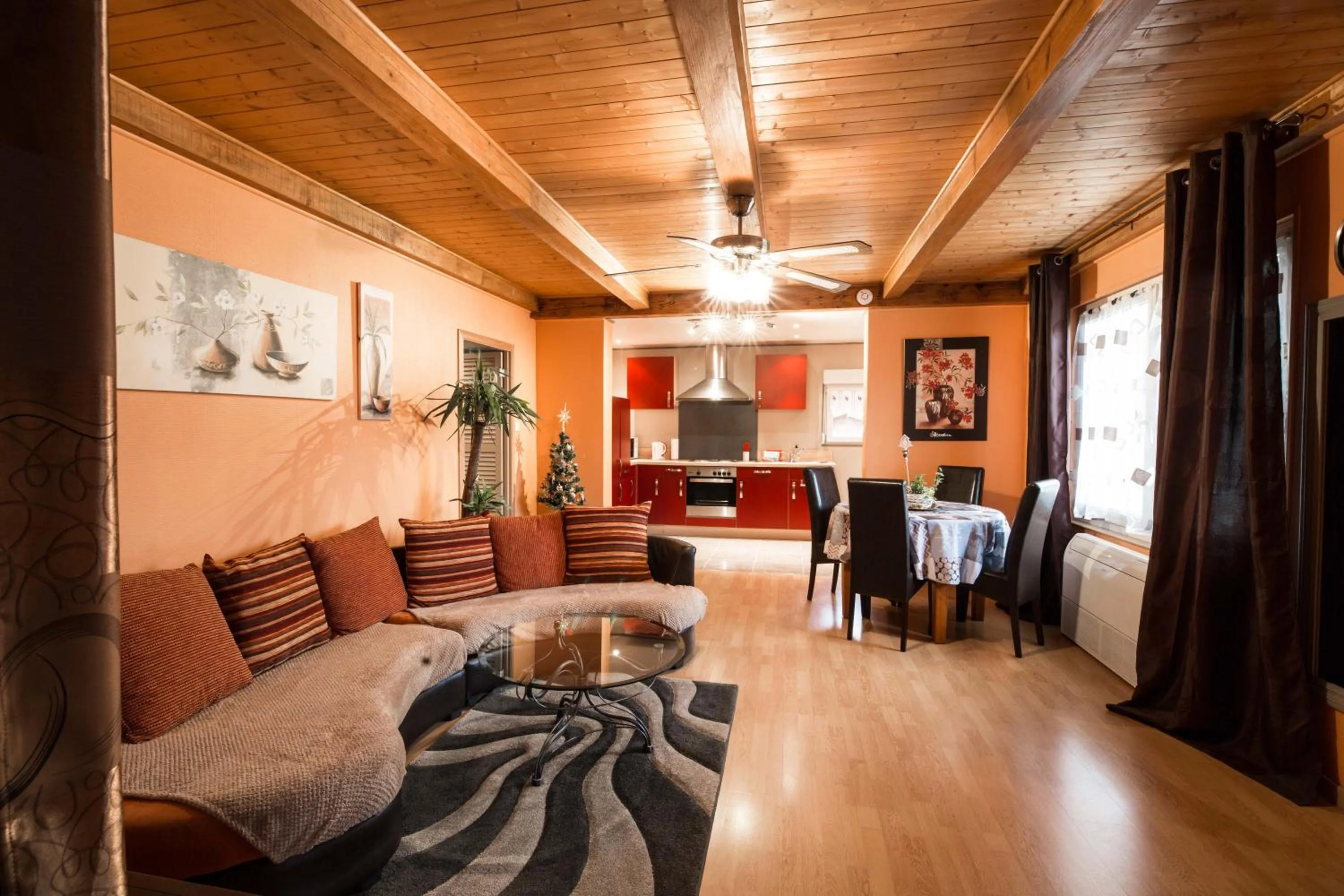 Area and facilities in Chambres d'hôtes & Gîtes La Paysanne