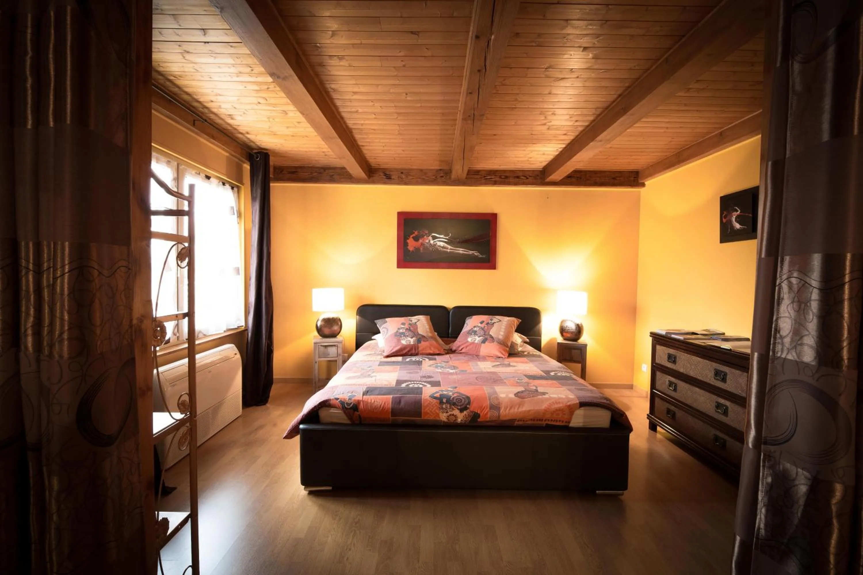 Bedroom, Bed in Chambres d'hôtes & Gîtes La Paysanne