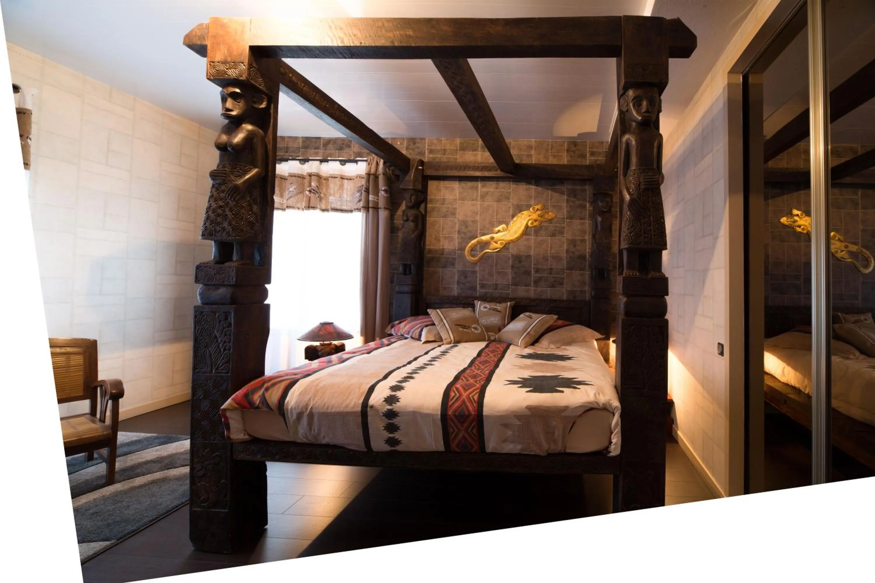 Photo of the whole room, Bed in Chambres d'hôtes & Gîtes La Paysanne