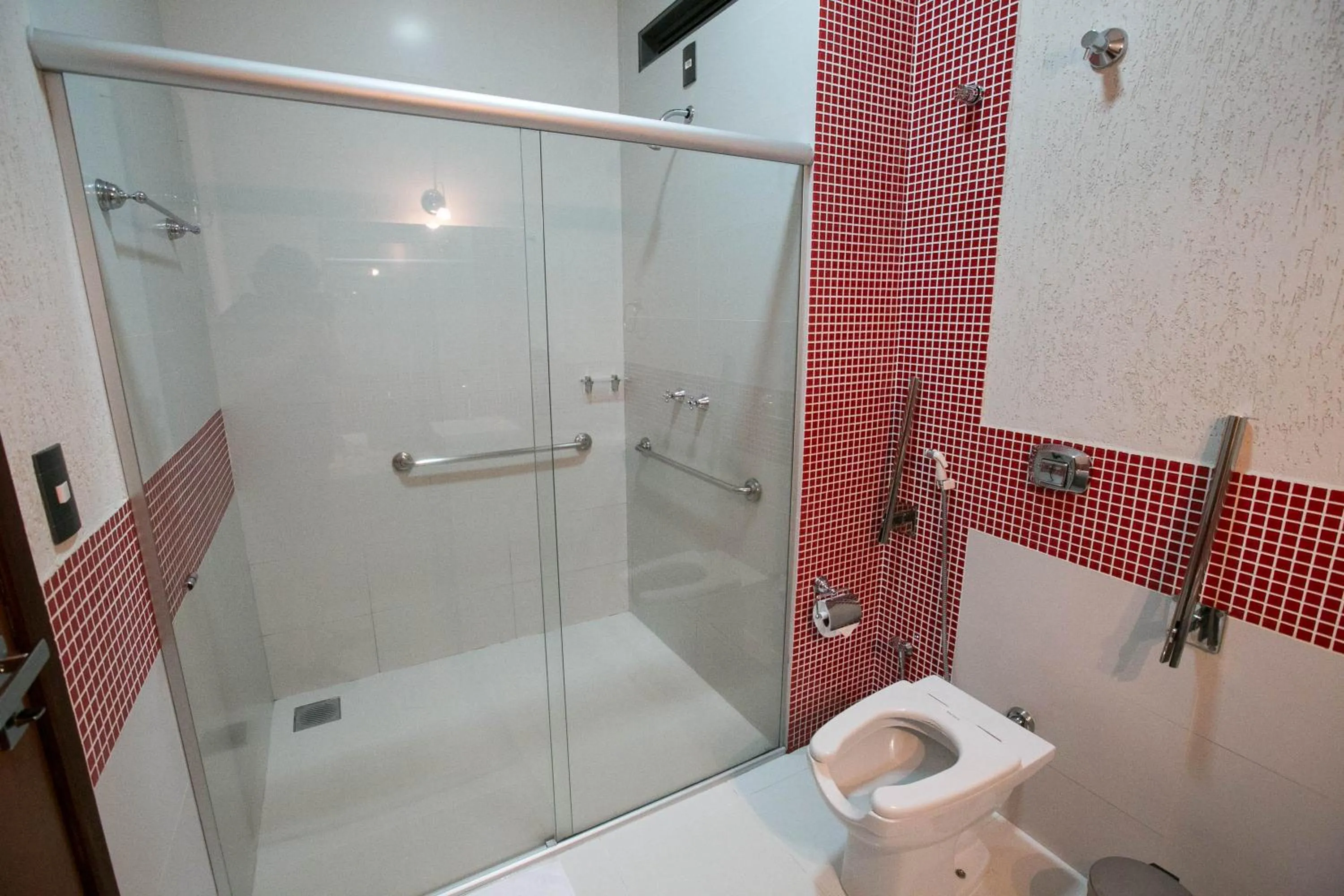 Photo of the whole room in Hotel Colombo