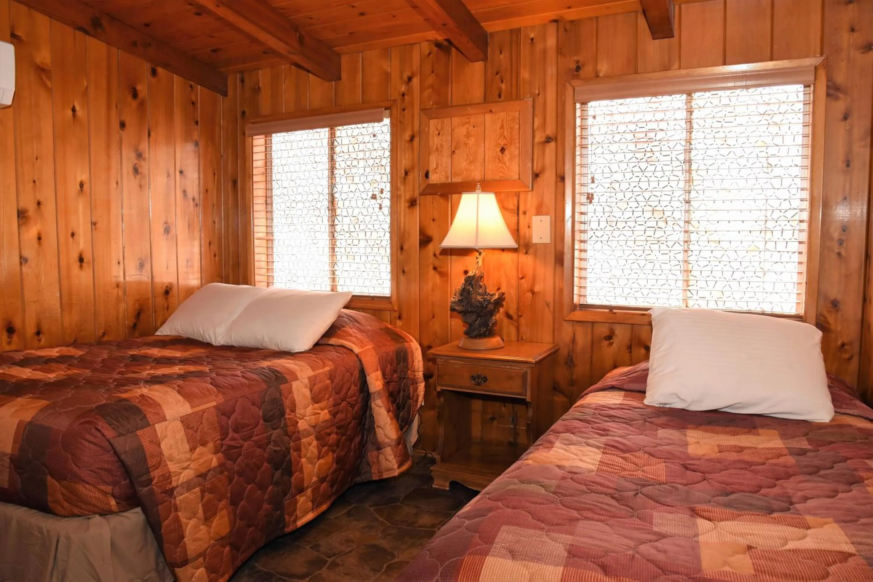 Bed in The Kern Lodge