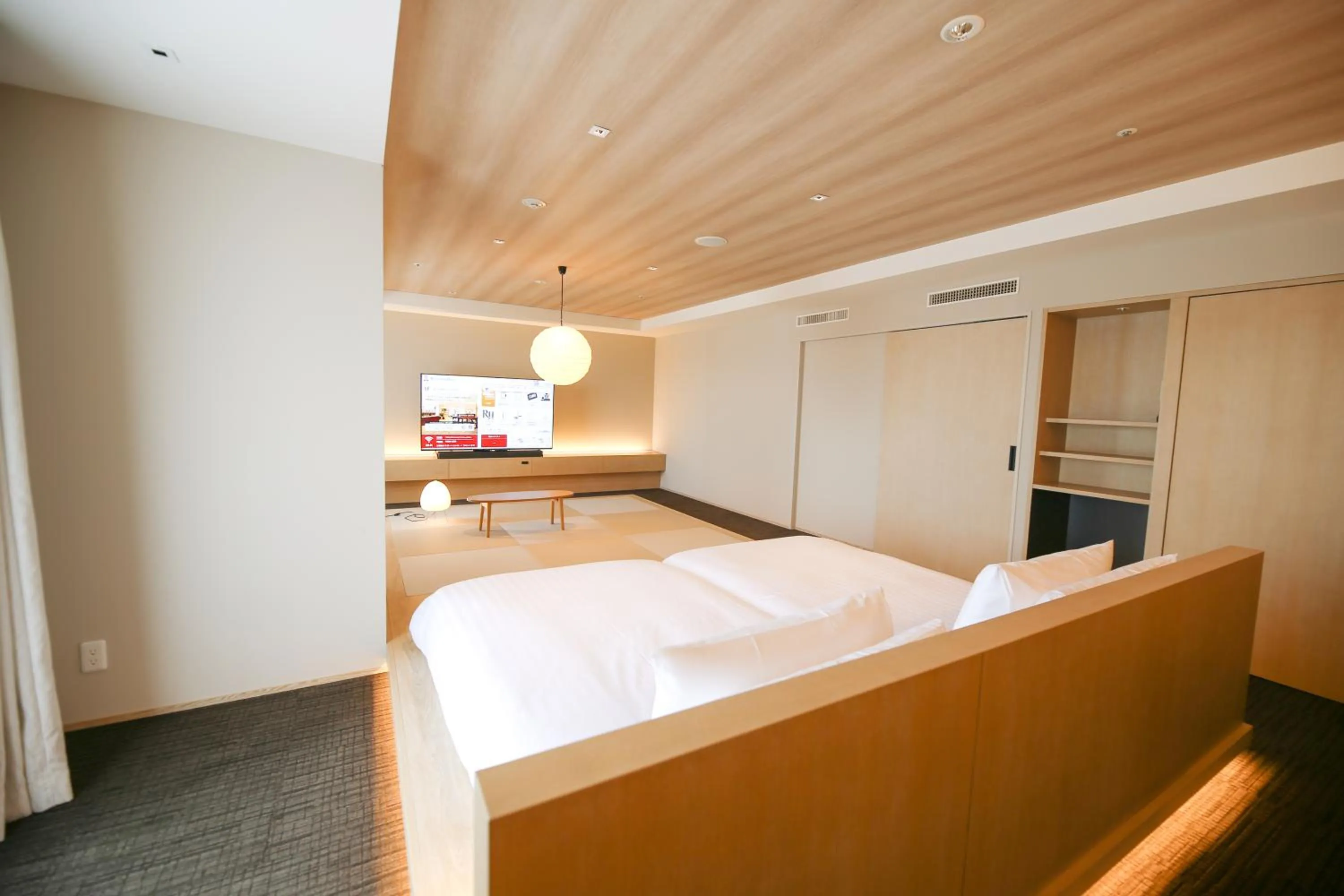 Bed in Richmond Hotel Premier Tokyo Schole