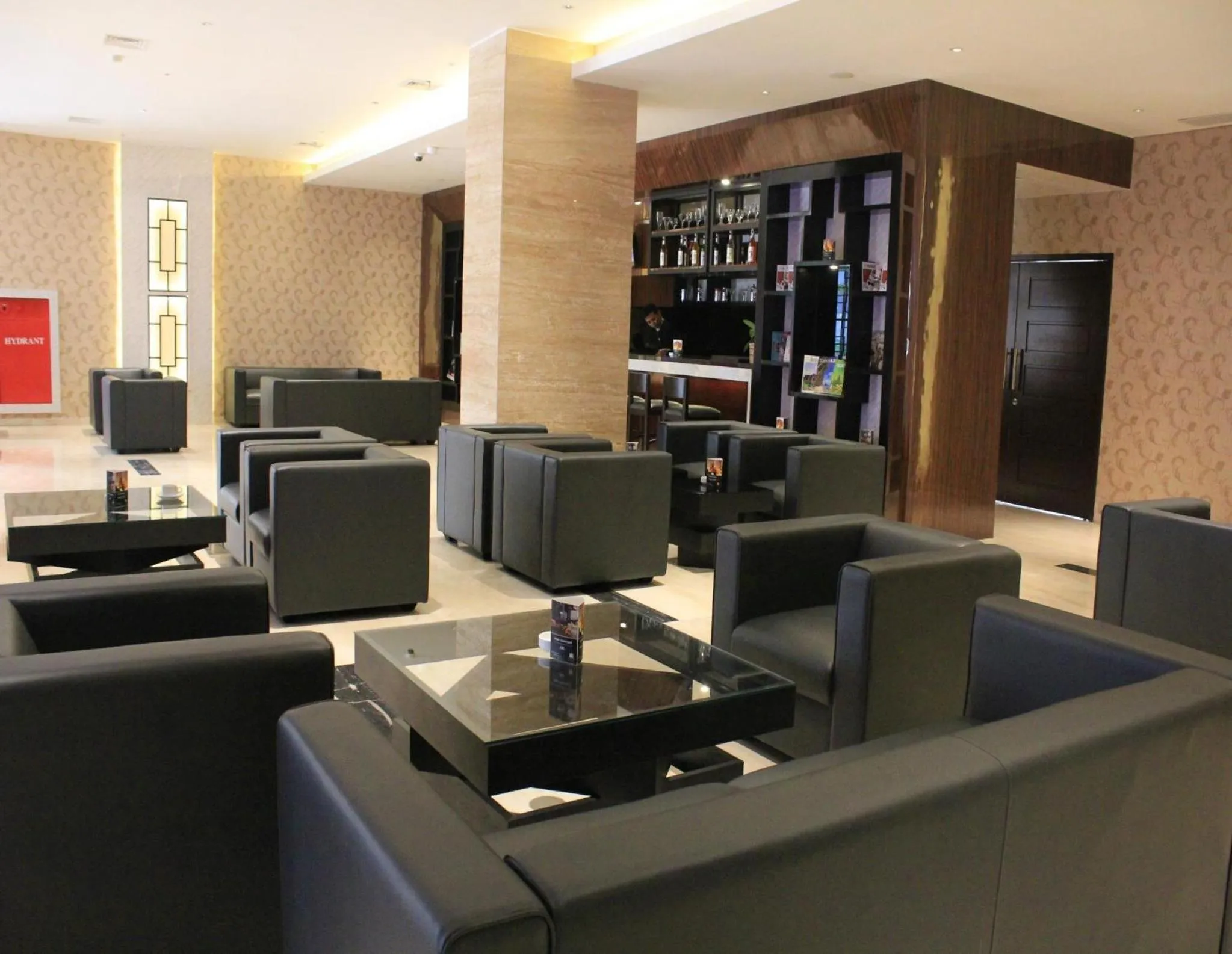 Lounge or bar in Grand Mercure Solo Baru