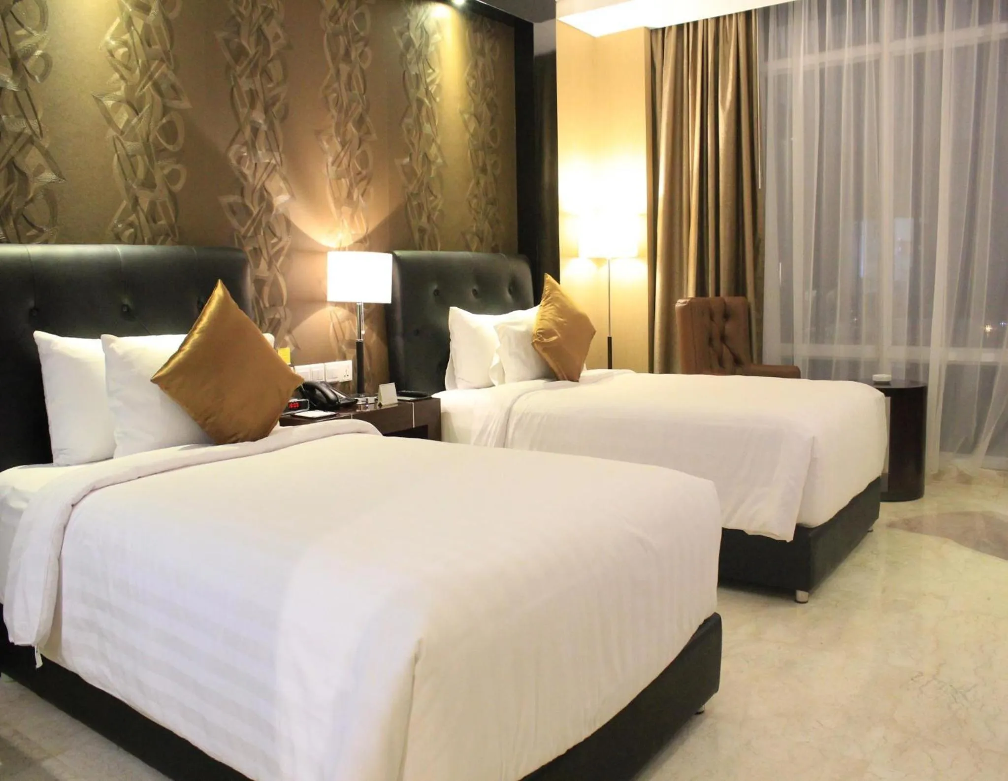 Bedroom, Bed in Grand Mercure Solo Baru