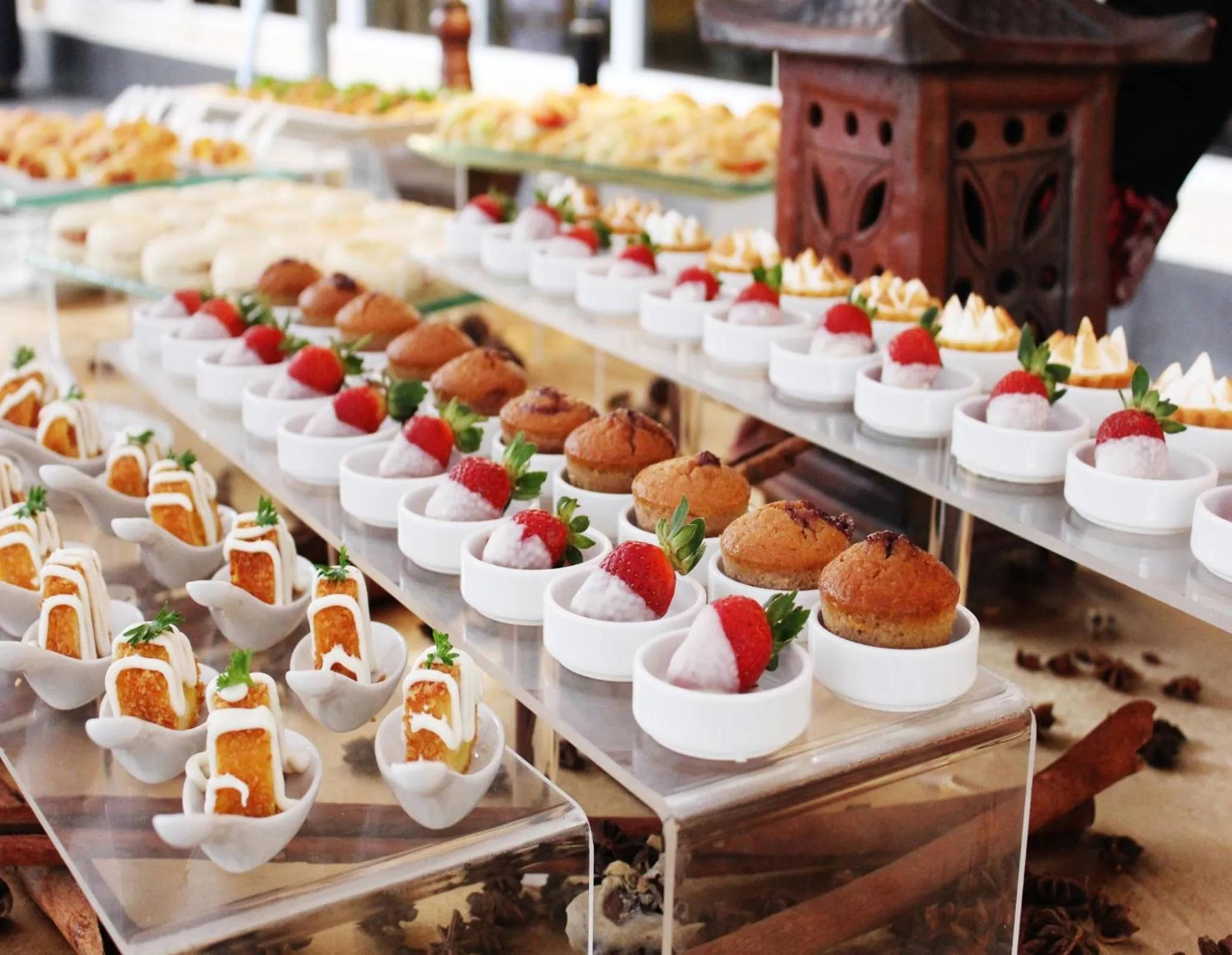 Food and drinks in Grand Mercure Solo Baru