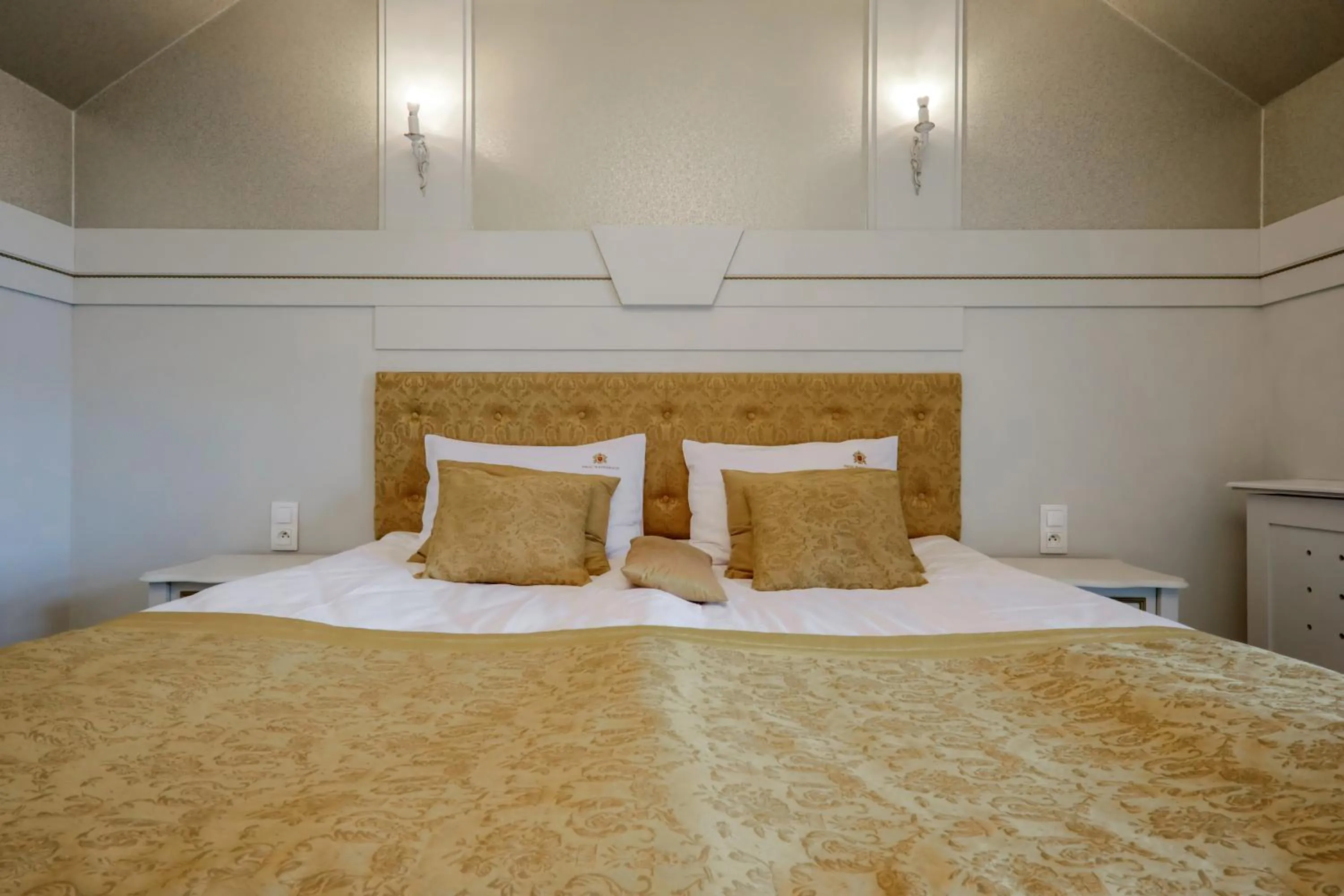 Bed in Pałac w Konarach Resort SPA & Conference