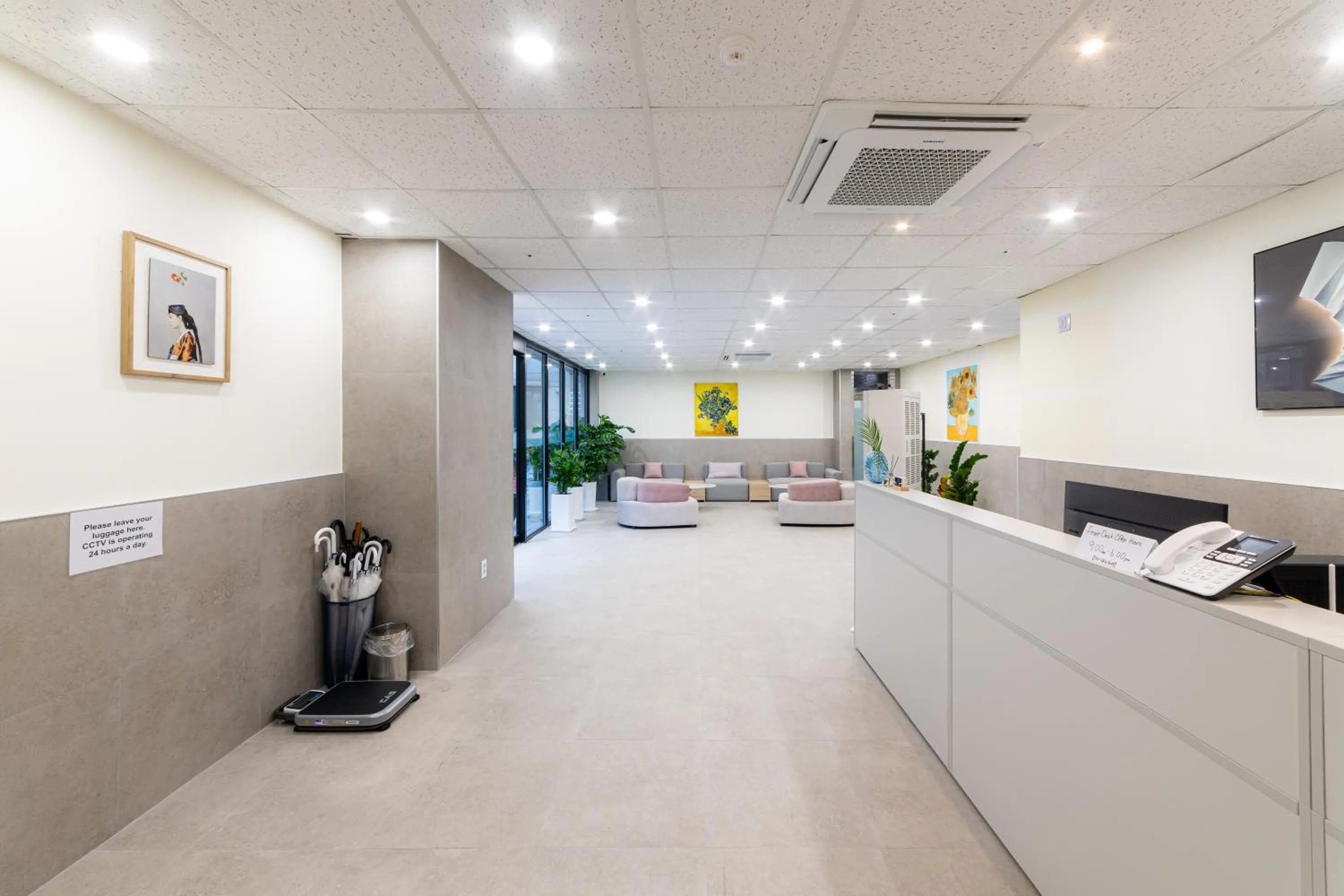 Communal lounge/ TV room in MJ Hotel Jongno