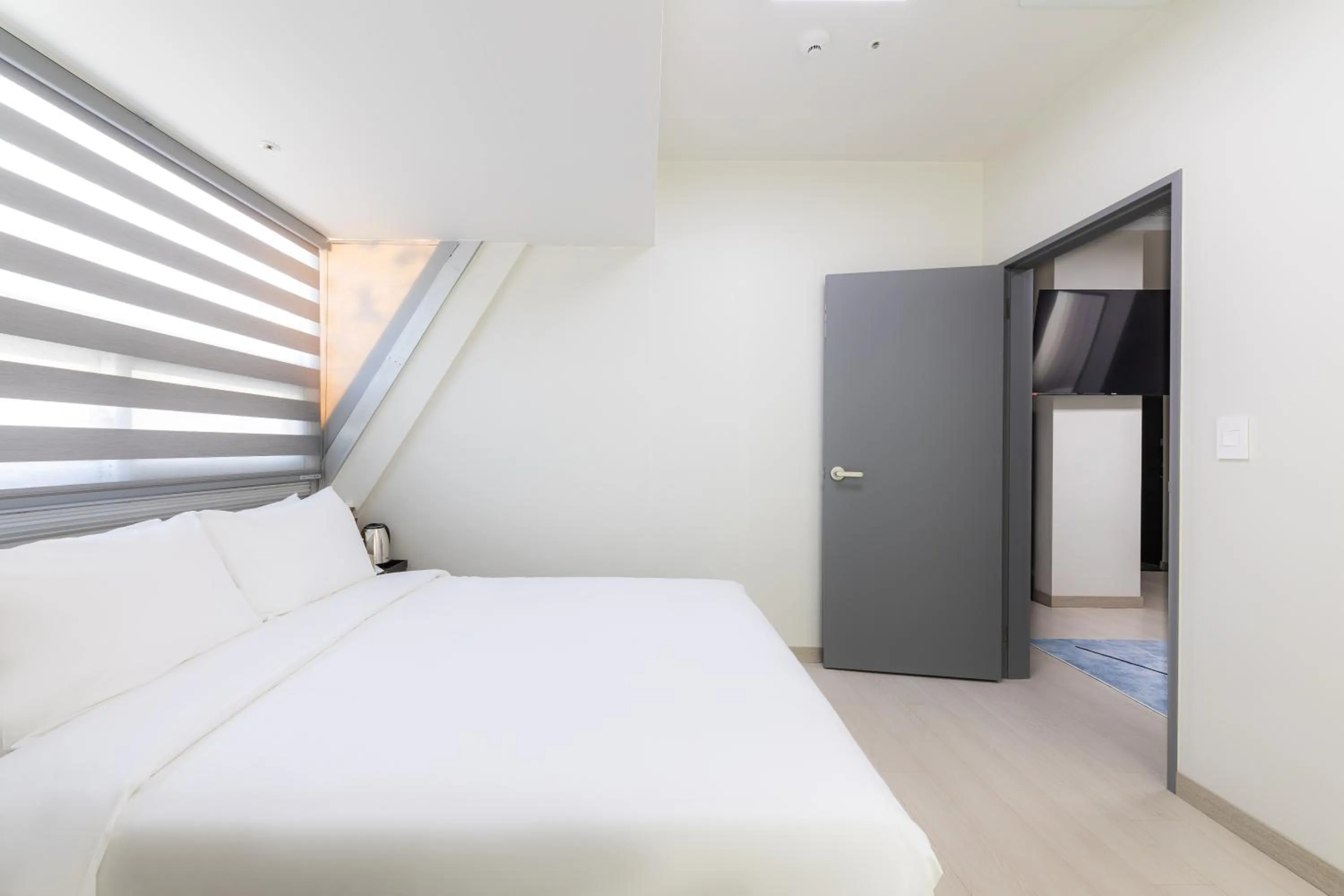 Bedroom, Bed in MJ Hotel Jongno