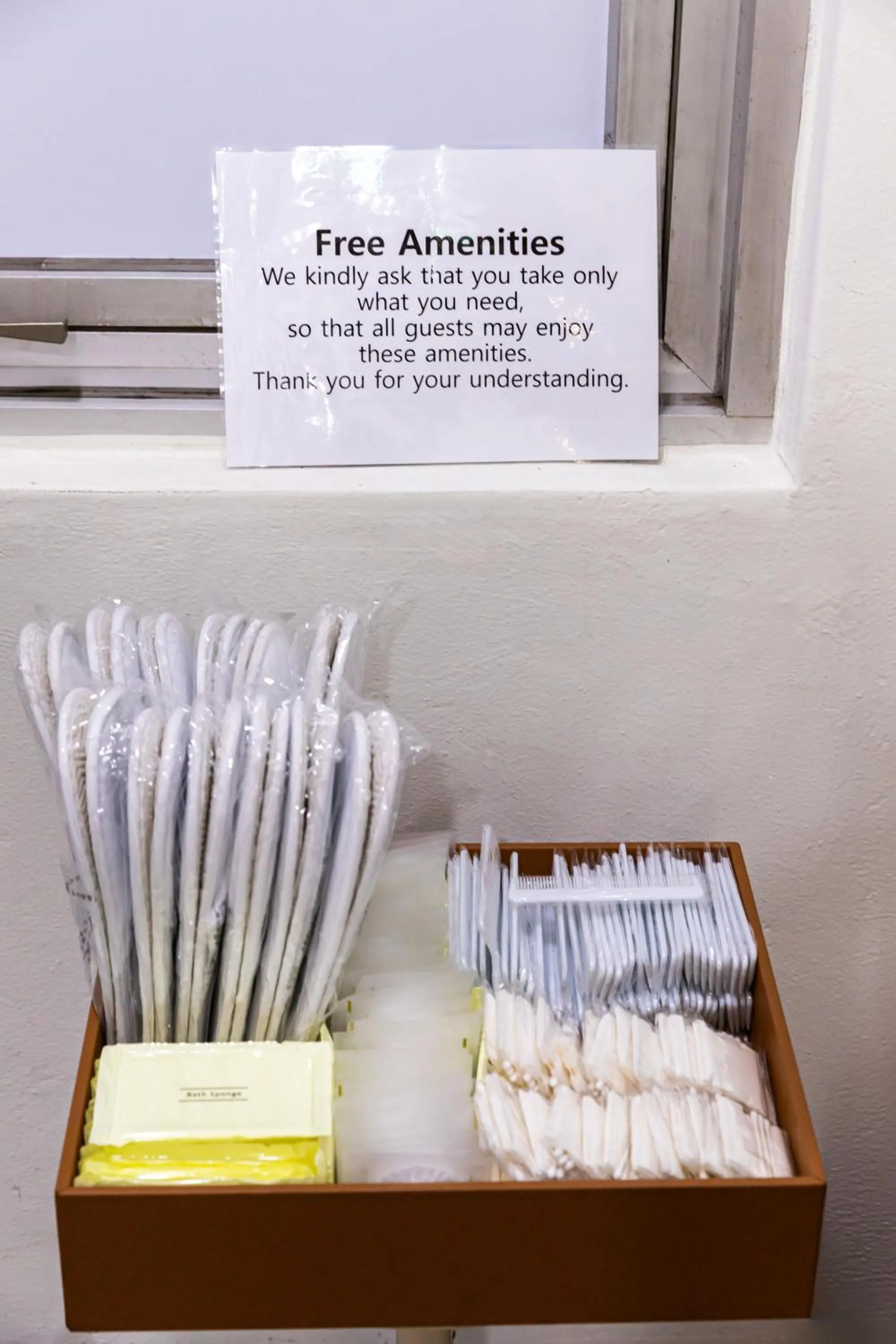 Communal kitchen in MJ Hotel Jongno