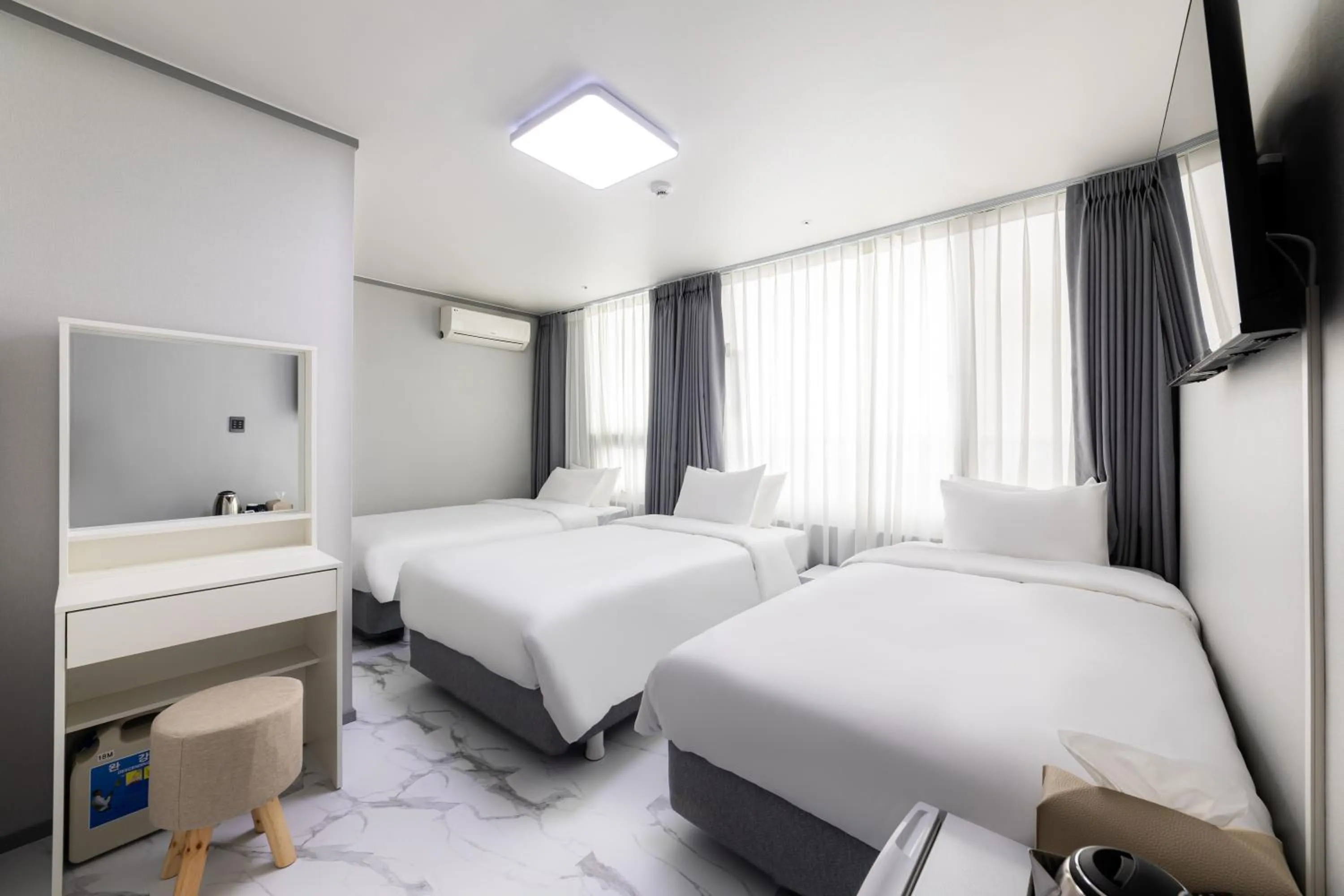 Bedroom, Bed in MJ Hotel Jongno