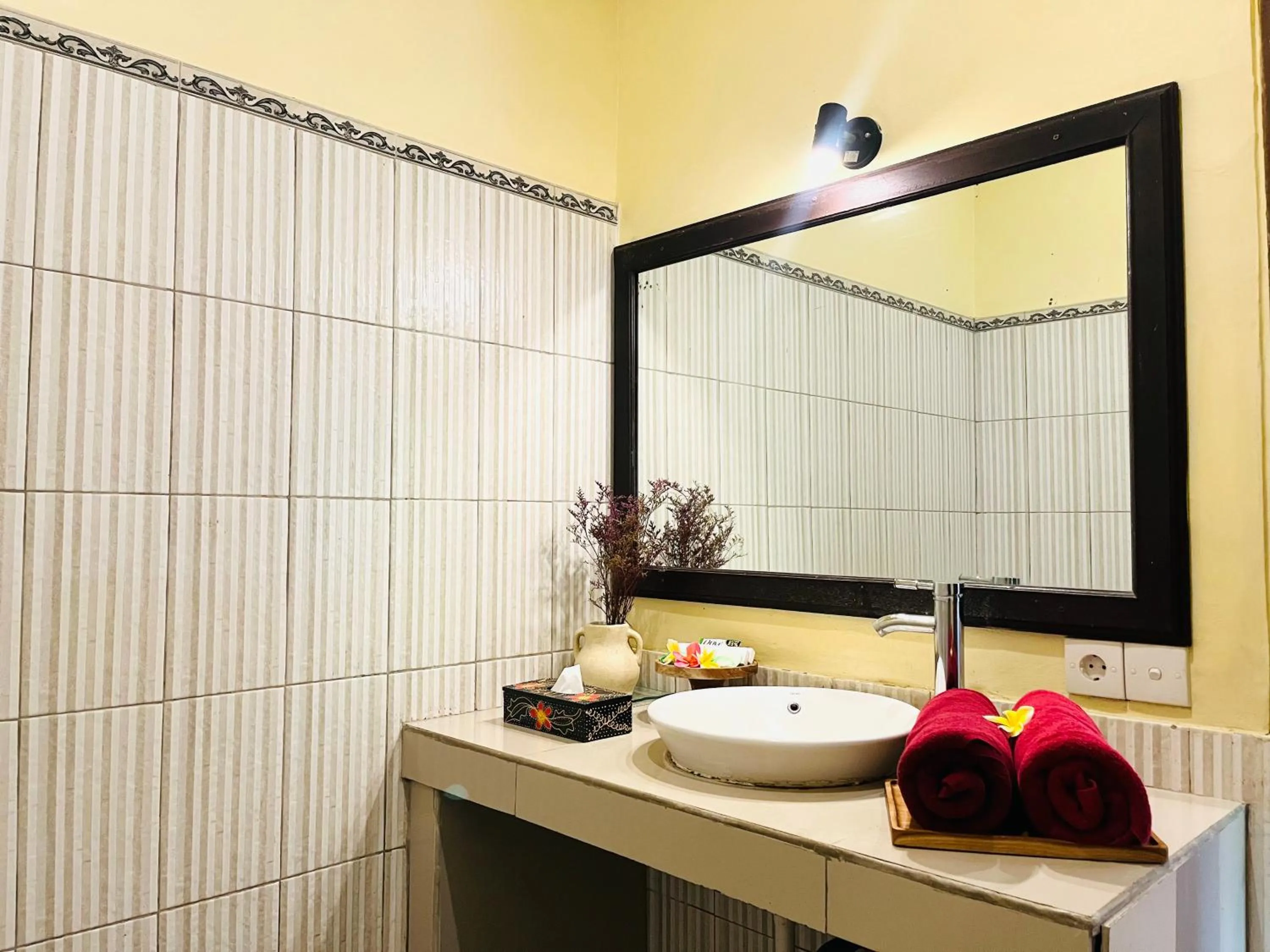 Bathroom in Tebesaya Homestay Ubud