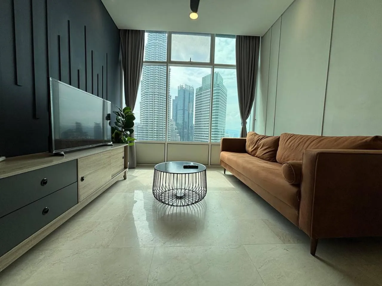 Sky Suites KLCC by Easy Nap