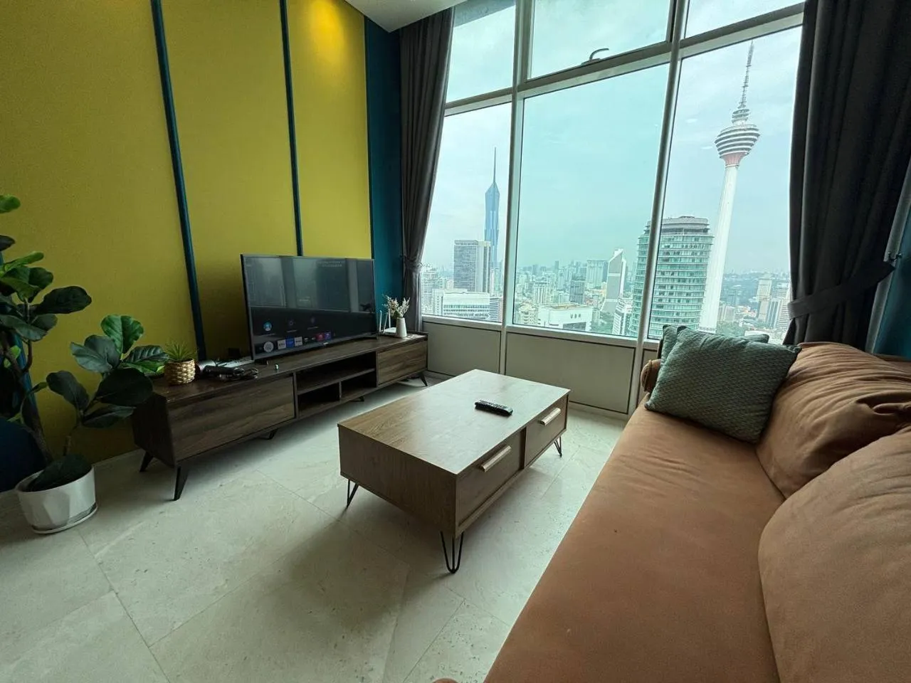 Sky Suites KLCC by Easy Nap