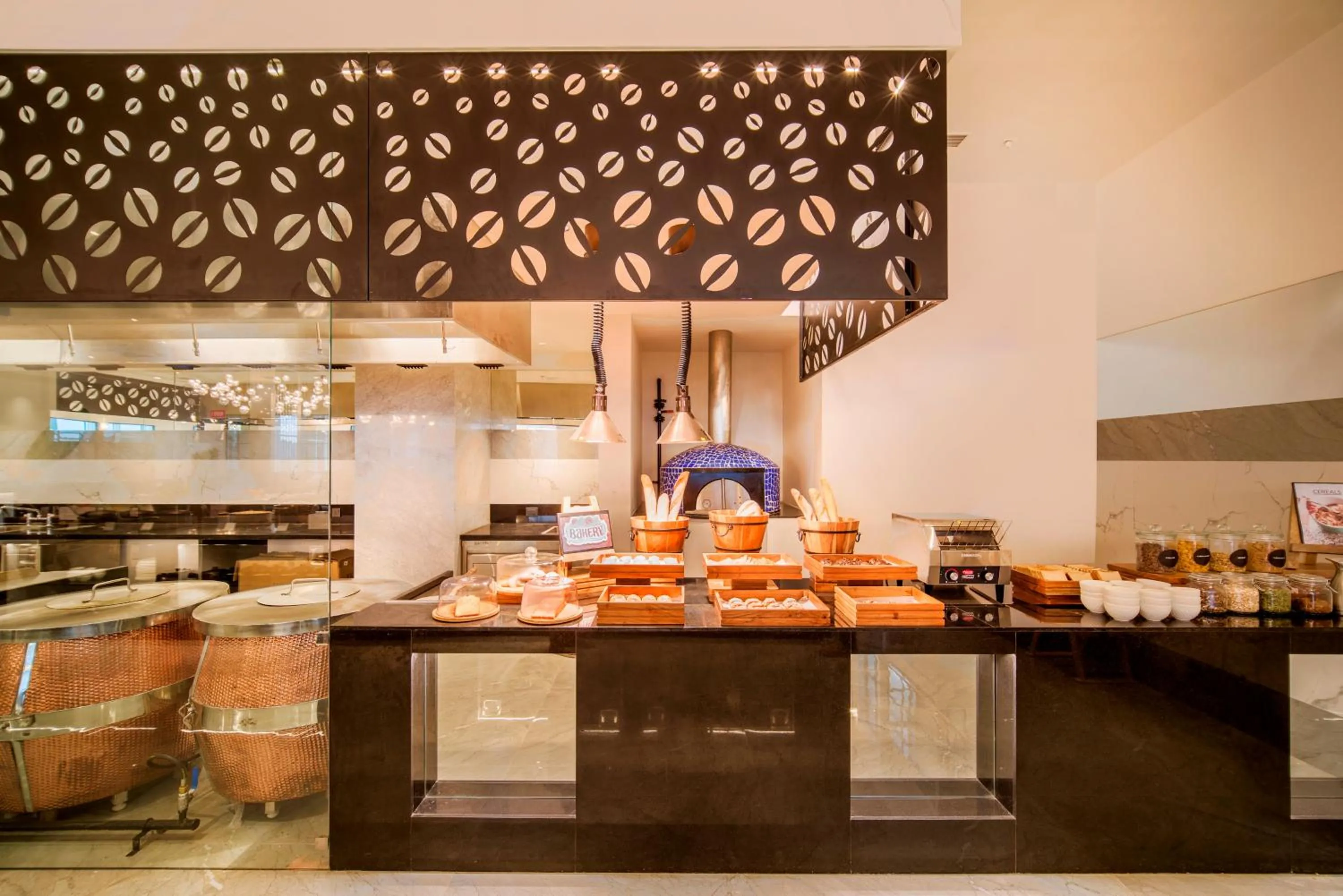 Food in Sarovar Portico Sriperumbudur