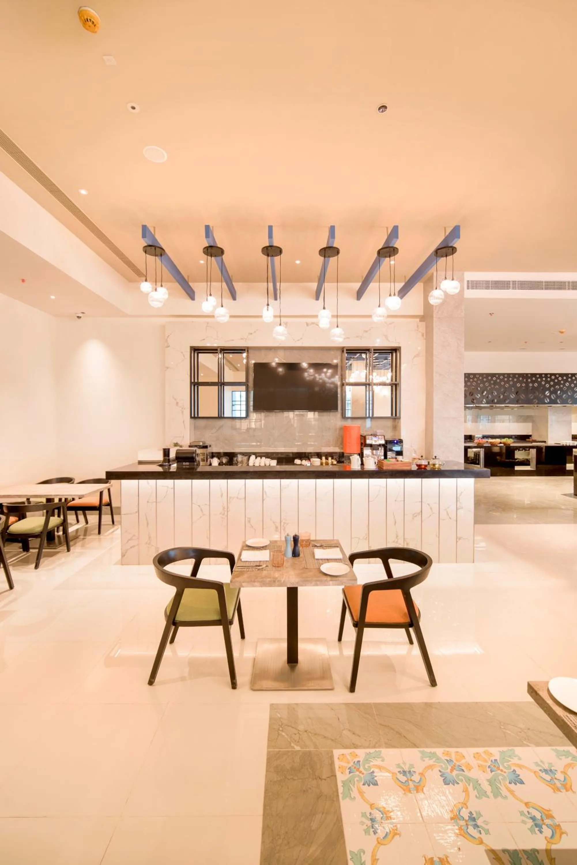 Restaurant/places to eat in Sarovar Portico Sriperumbudur
