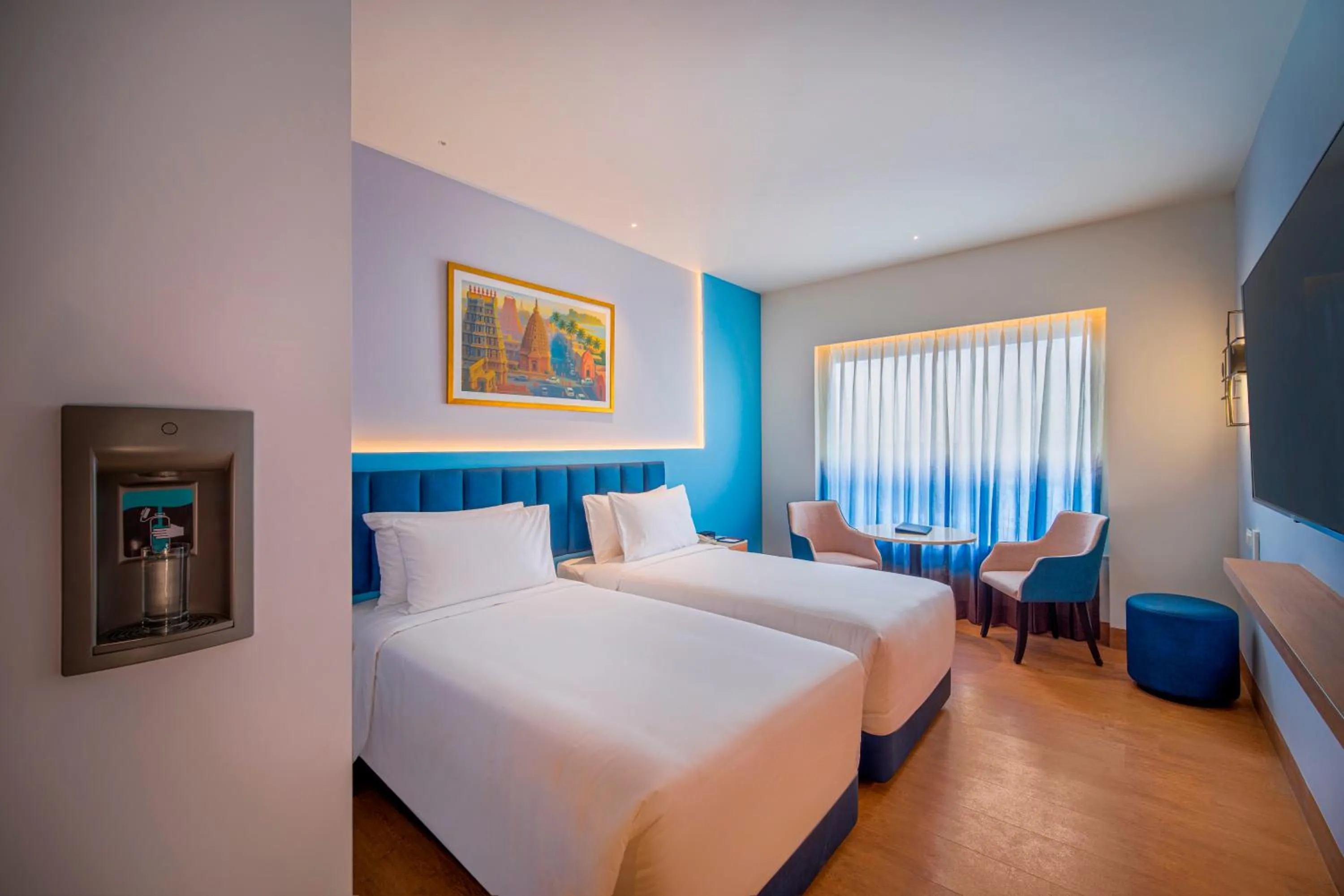 Bedroom, Bed in Sarovar Portico Sriperumbudur