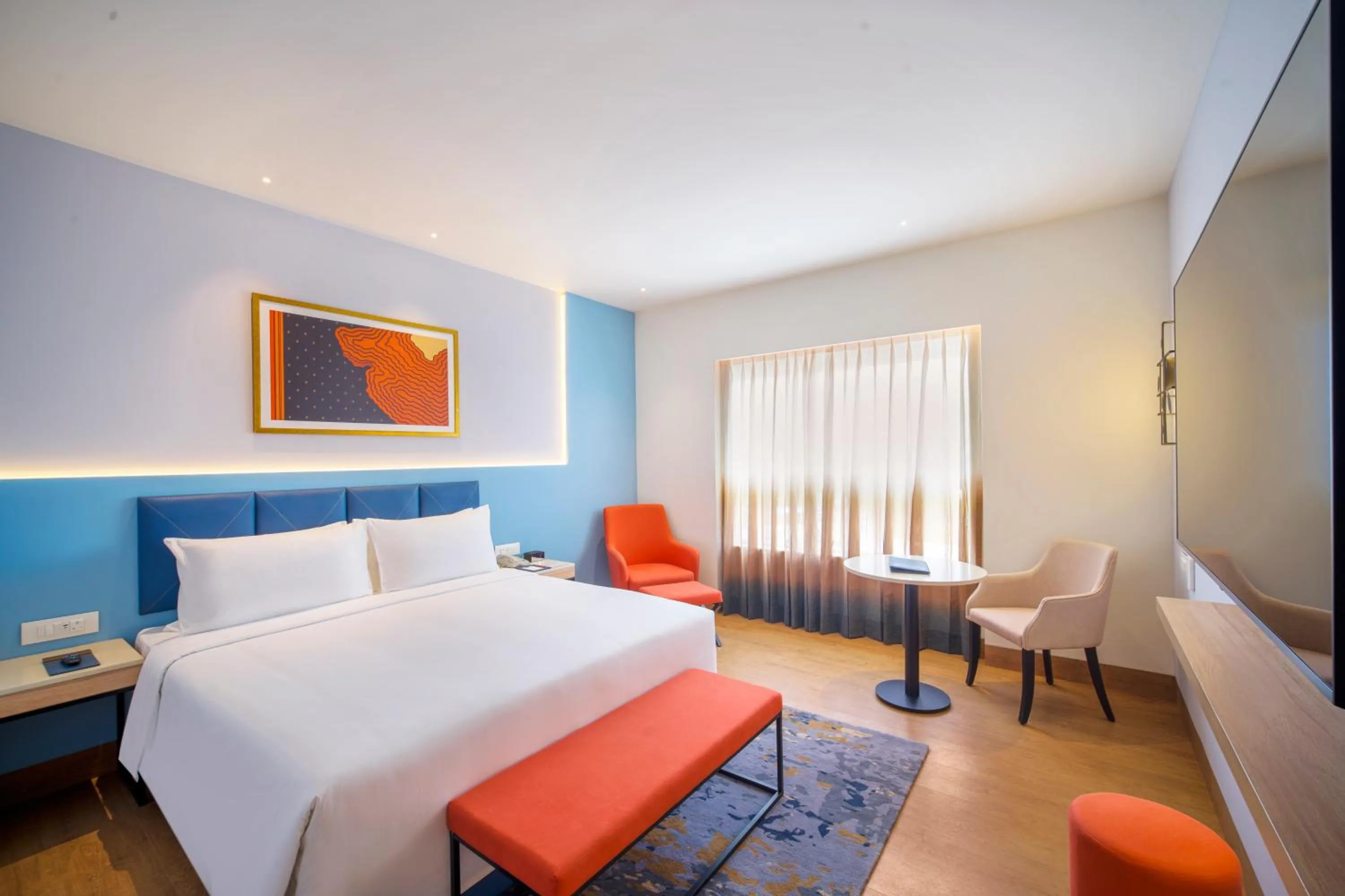 Bedroom, Bed in Sarovar Portico Sriperumbudur