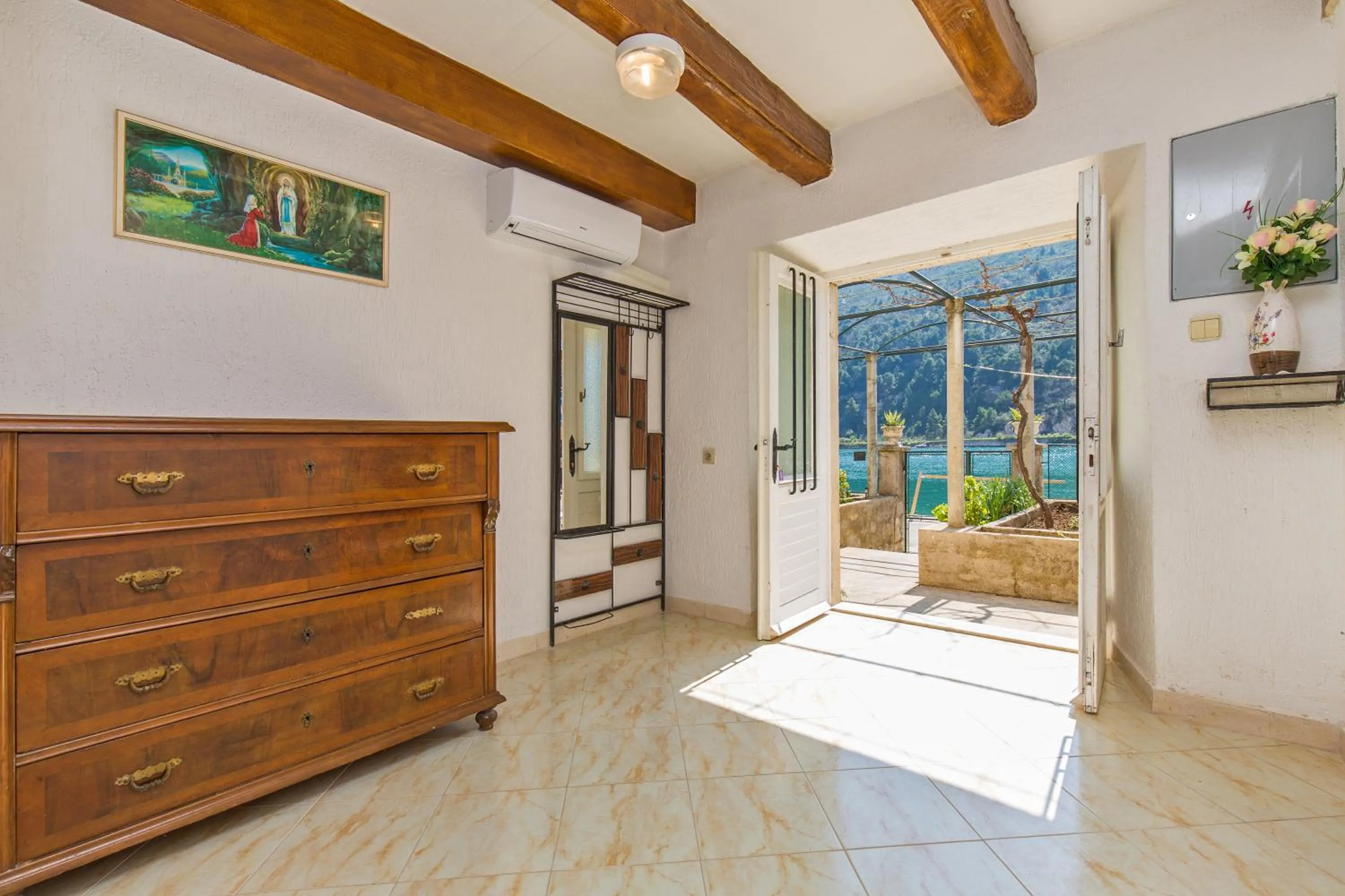 Spring in Apartman Monkovic