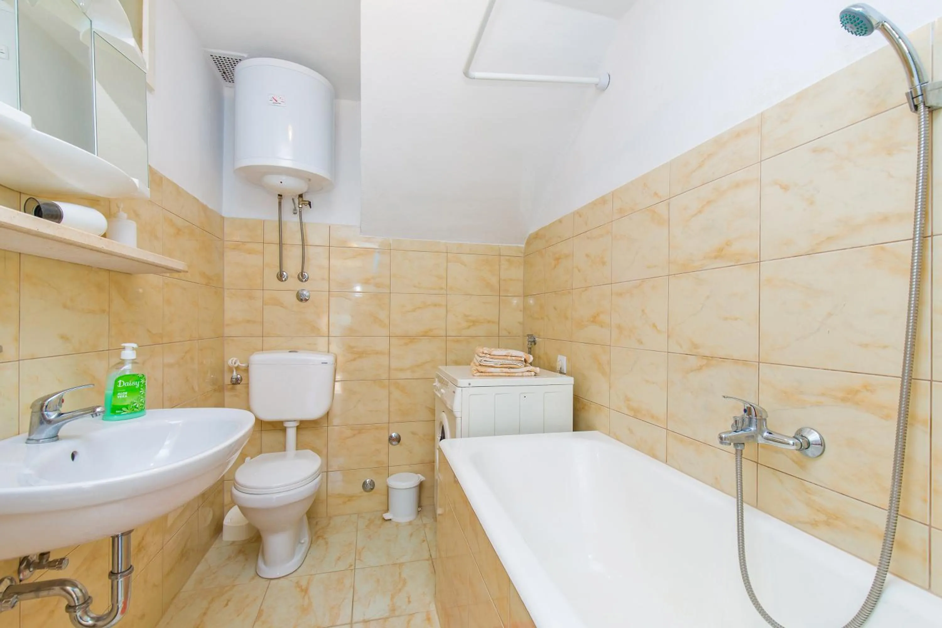 Bathroom in Apartman Monkovic