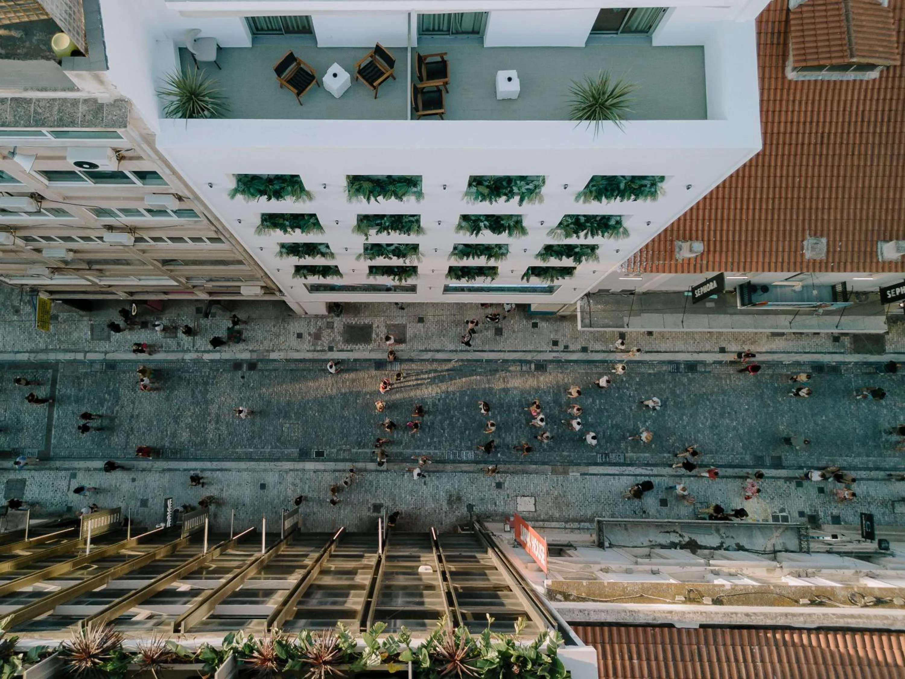 Property building in Ermou 26 Hotel