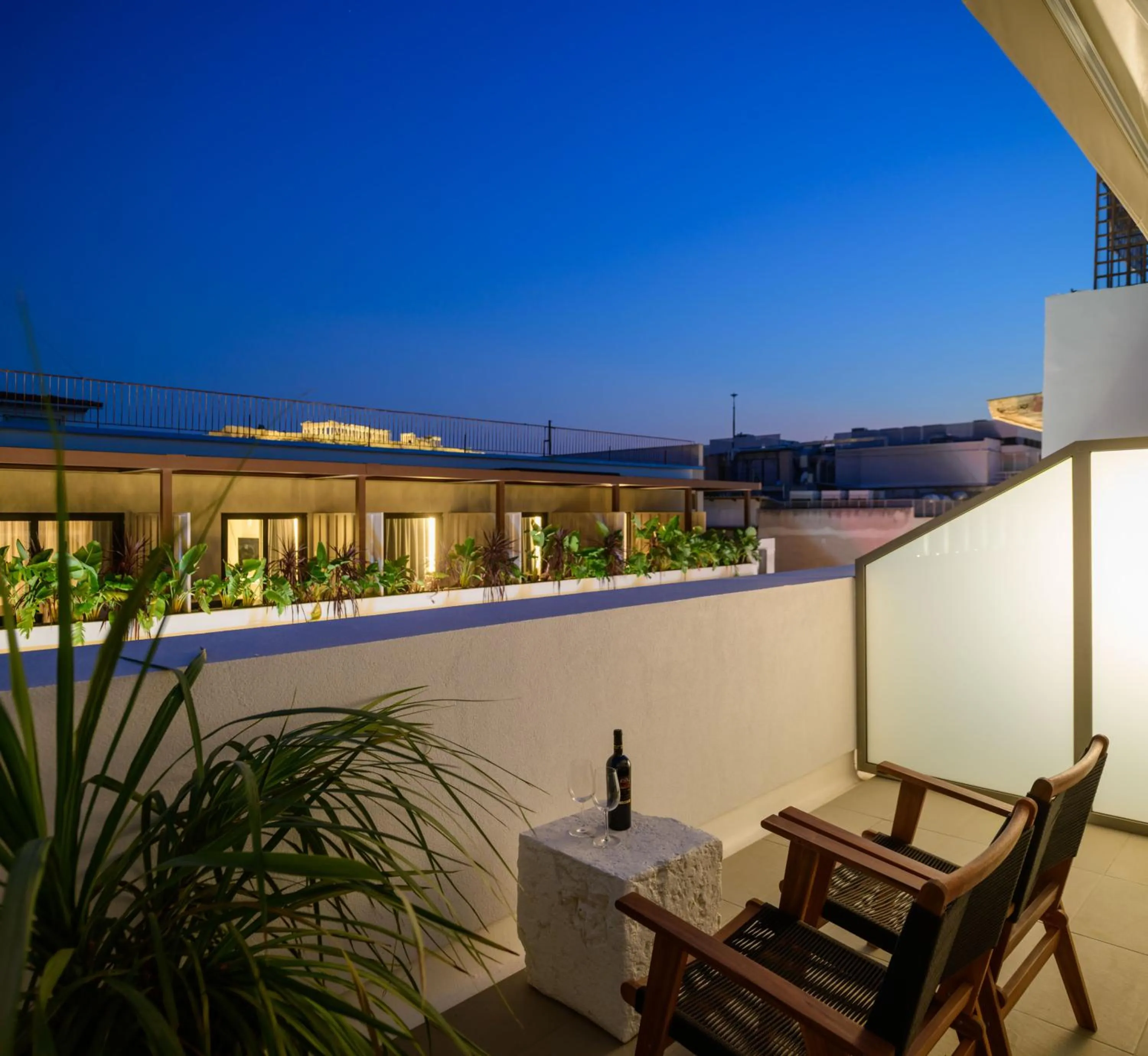 Night in Ermou 26 Hotel