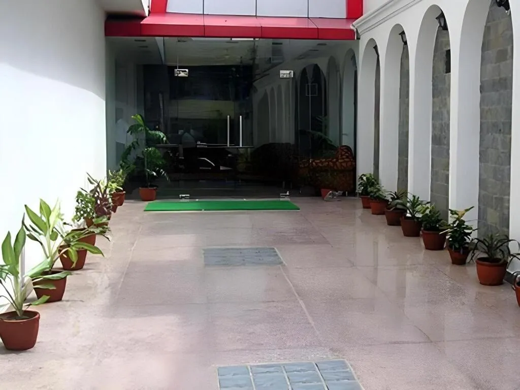 Hotel OK International