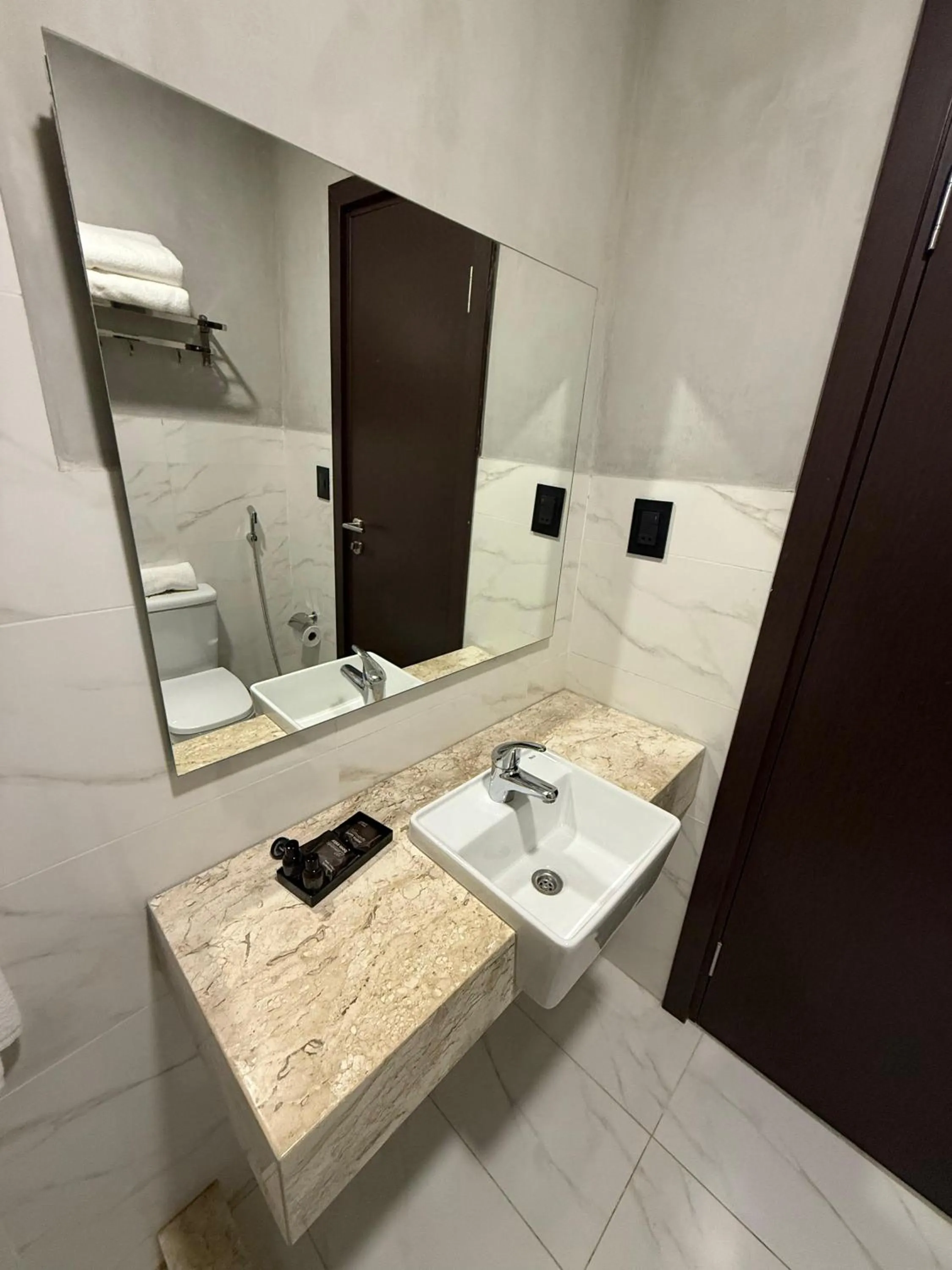 Ramada Suites by Wyndham Asuncion Aeropuerto