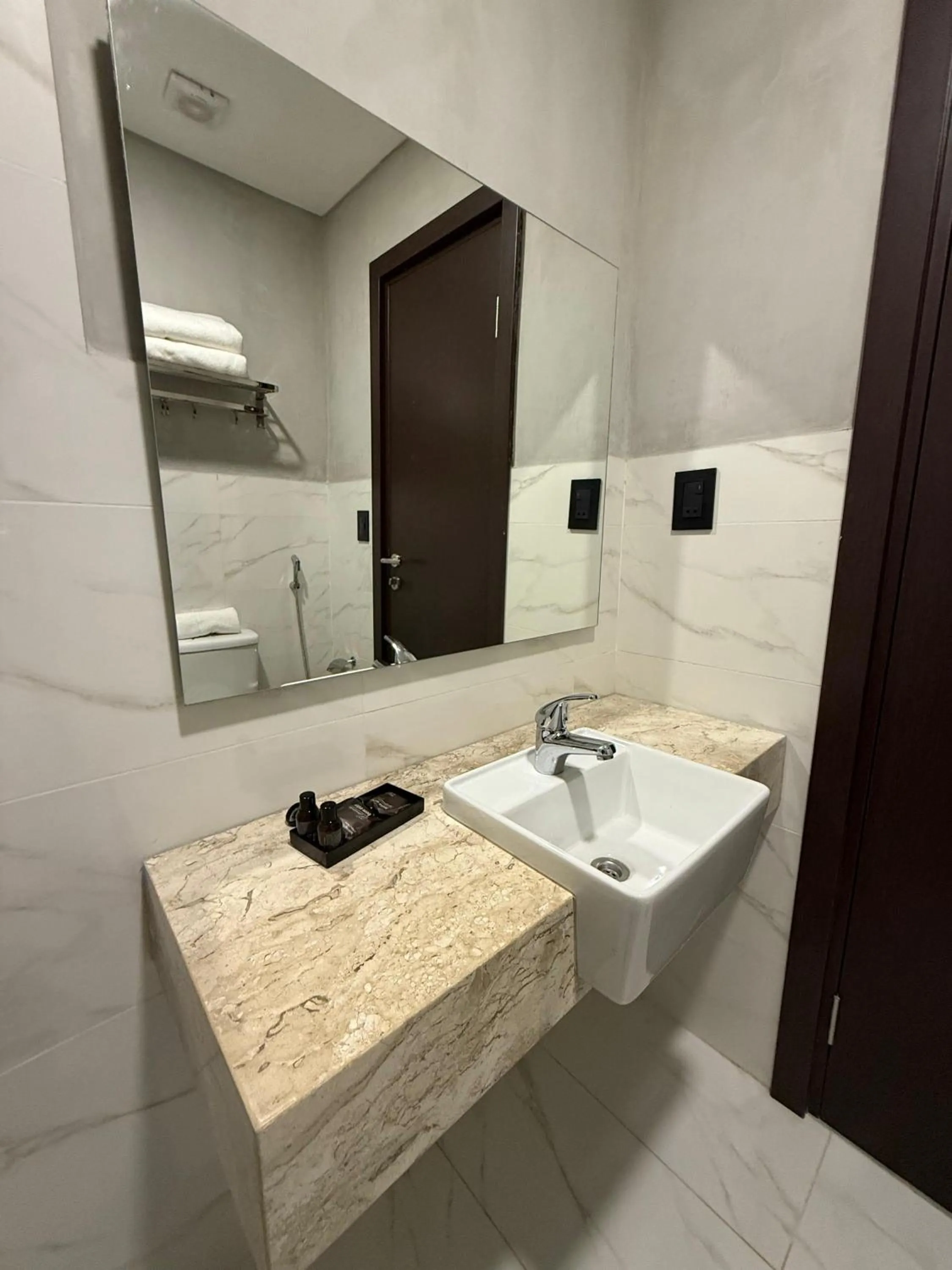 Ramada Suites by Wyndham Asuncion Aeropuerto