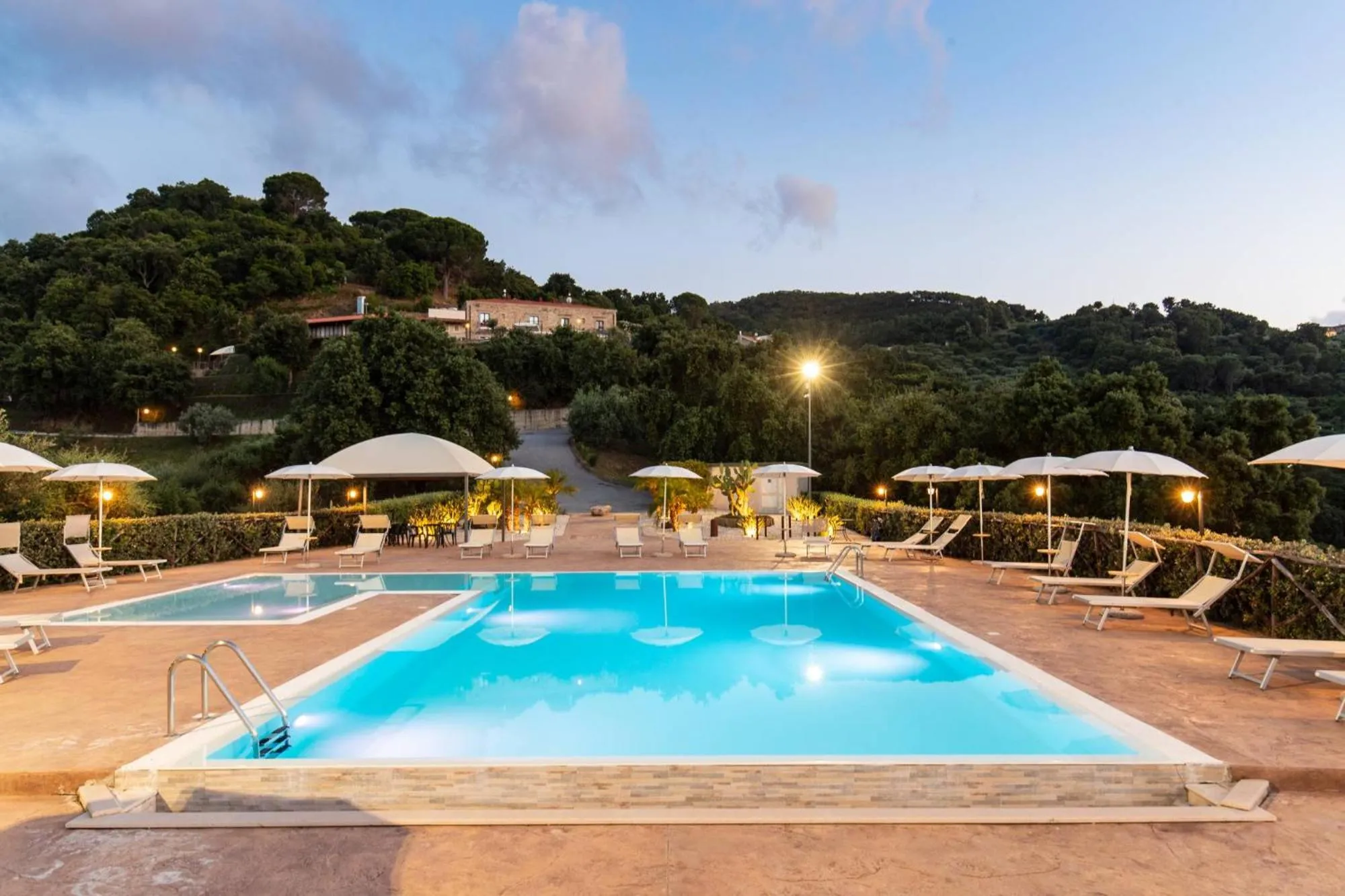 Swimming pool in Villa Ginevra Resort Agrituristico