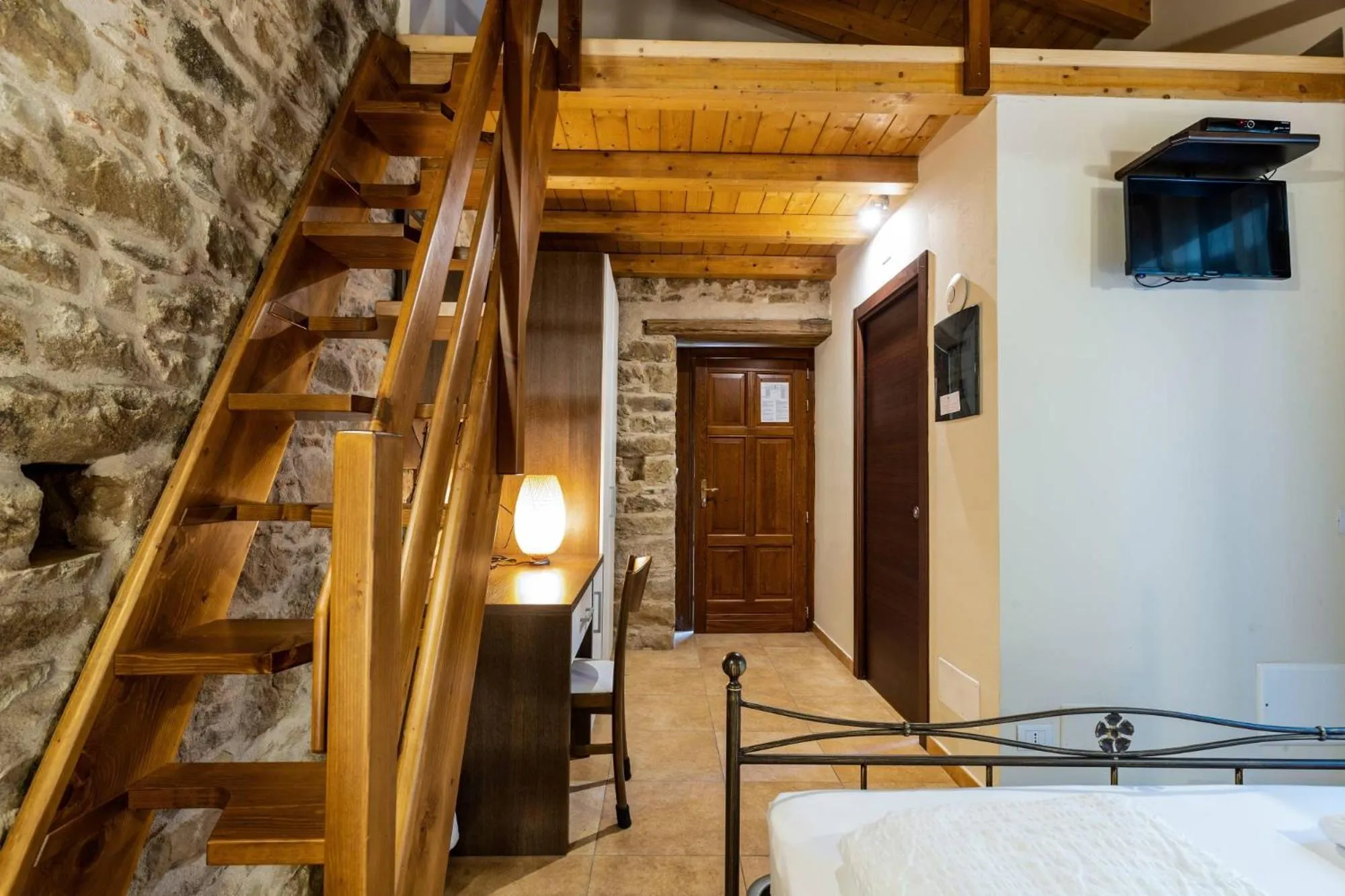 Photo of the whole room in Villa Ginevra Resort Agrituristico