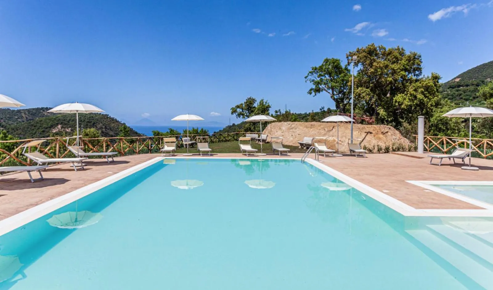 Mountain view in Villa Ginevra Resort Agrituristico