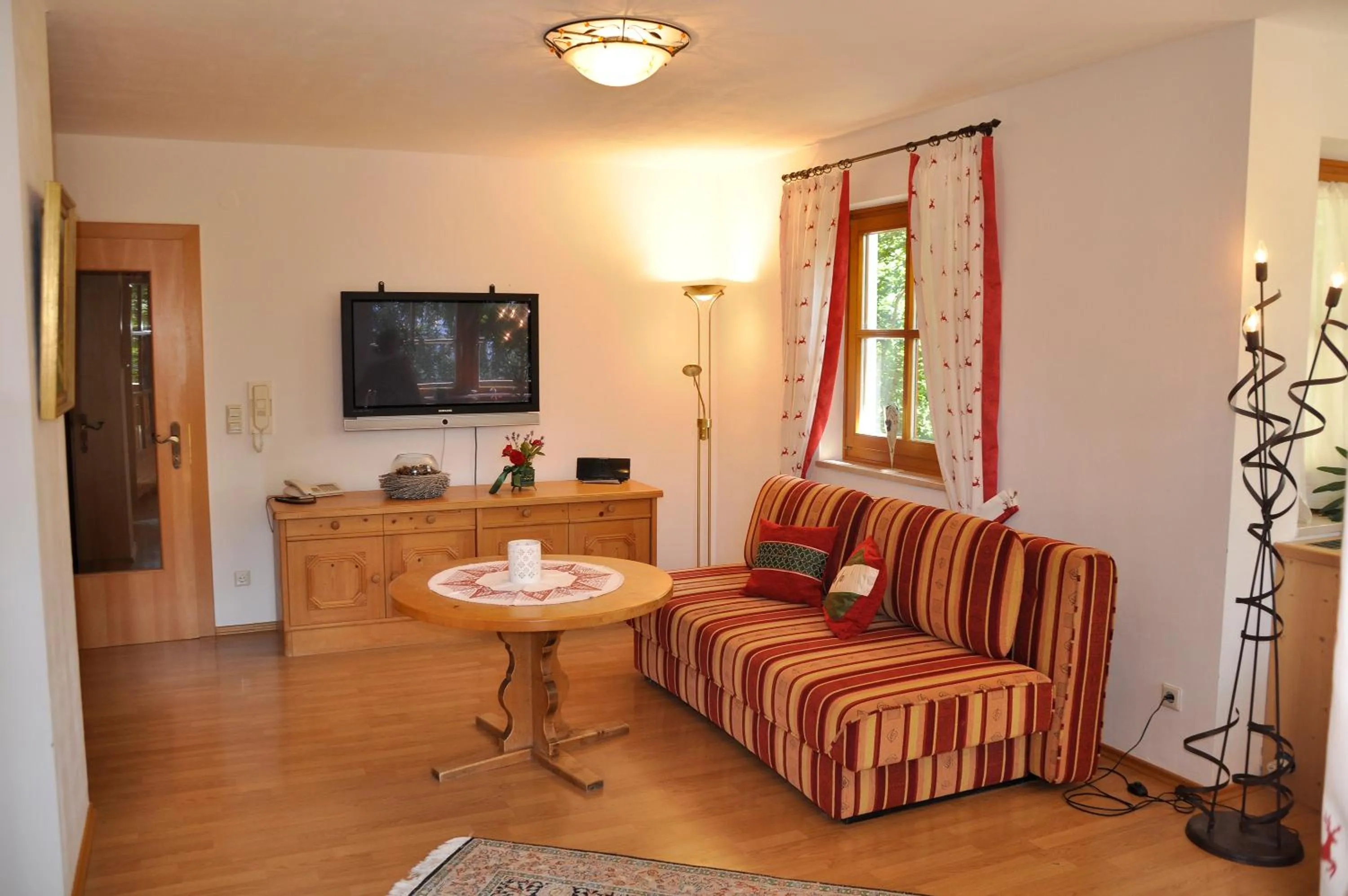 Living room in Chalet Zauberflöte