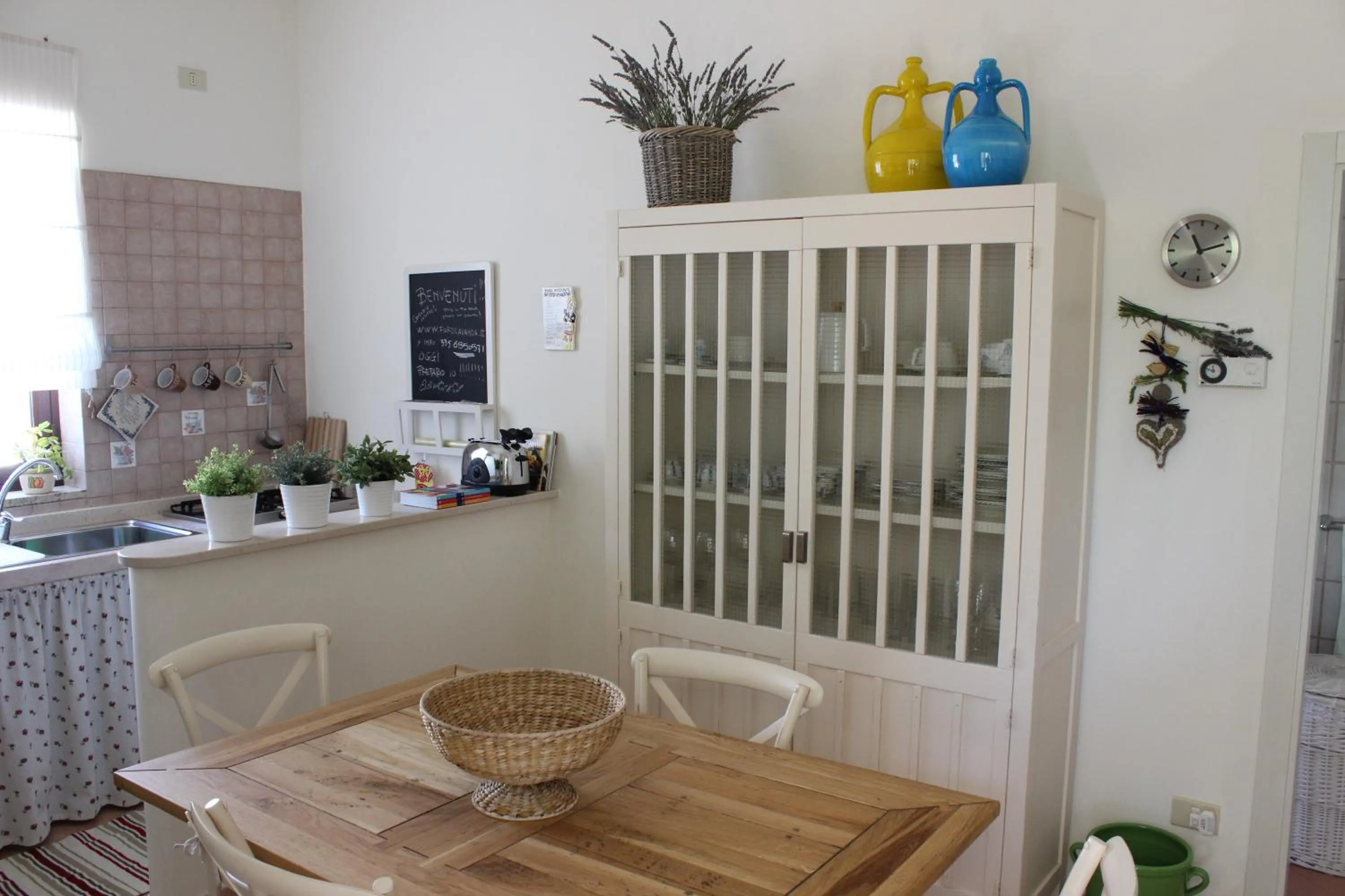 Dining area in Fiordilavanda