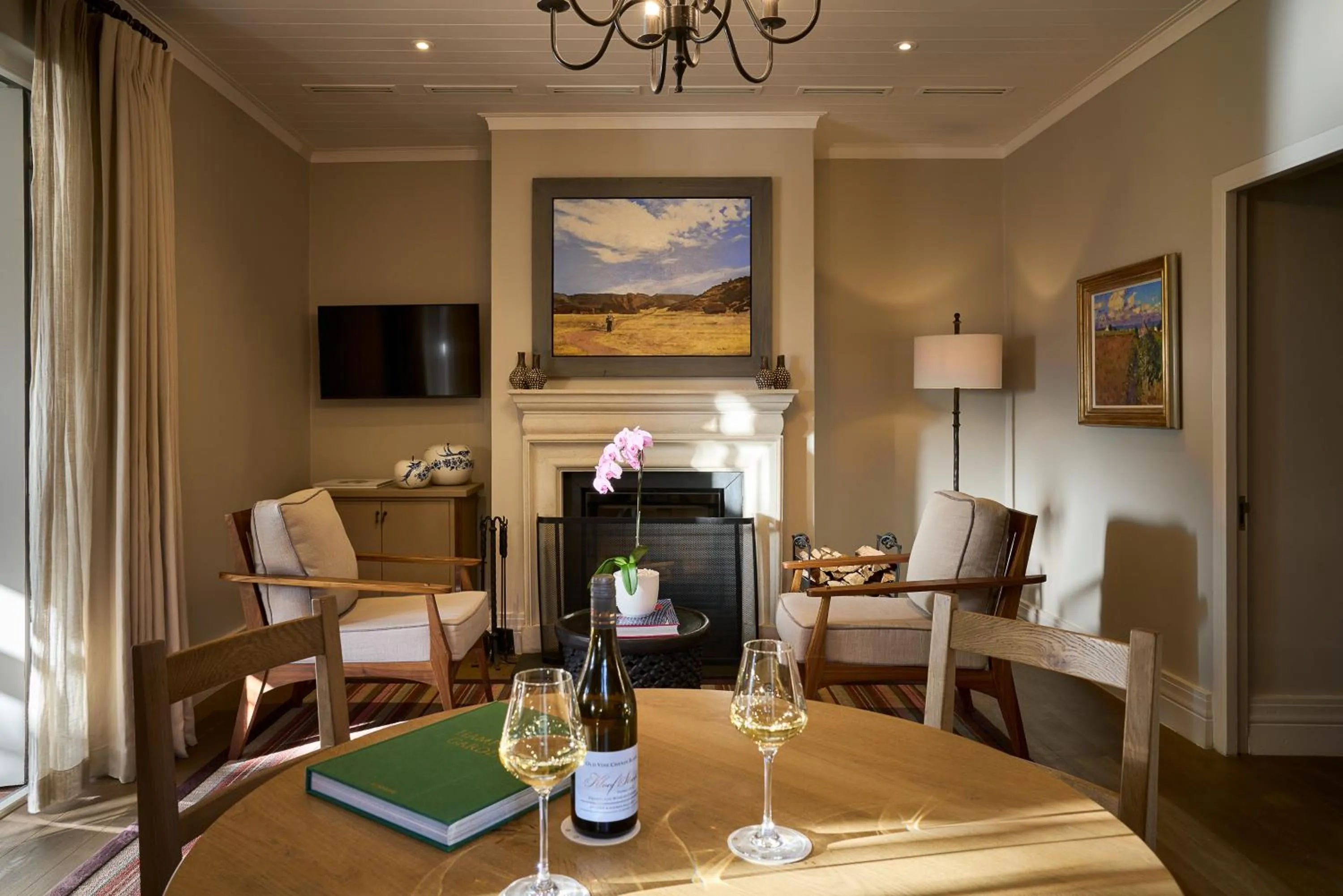 Communal lounge/ TV room in Leeu Estates